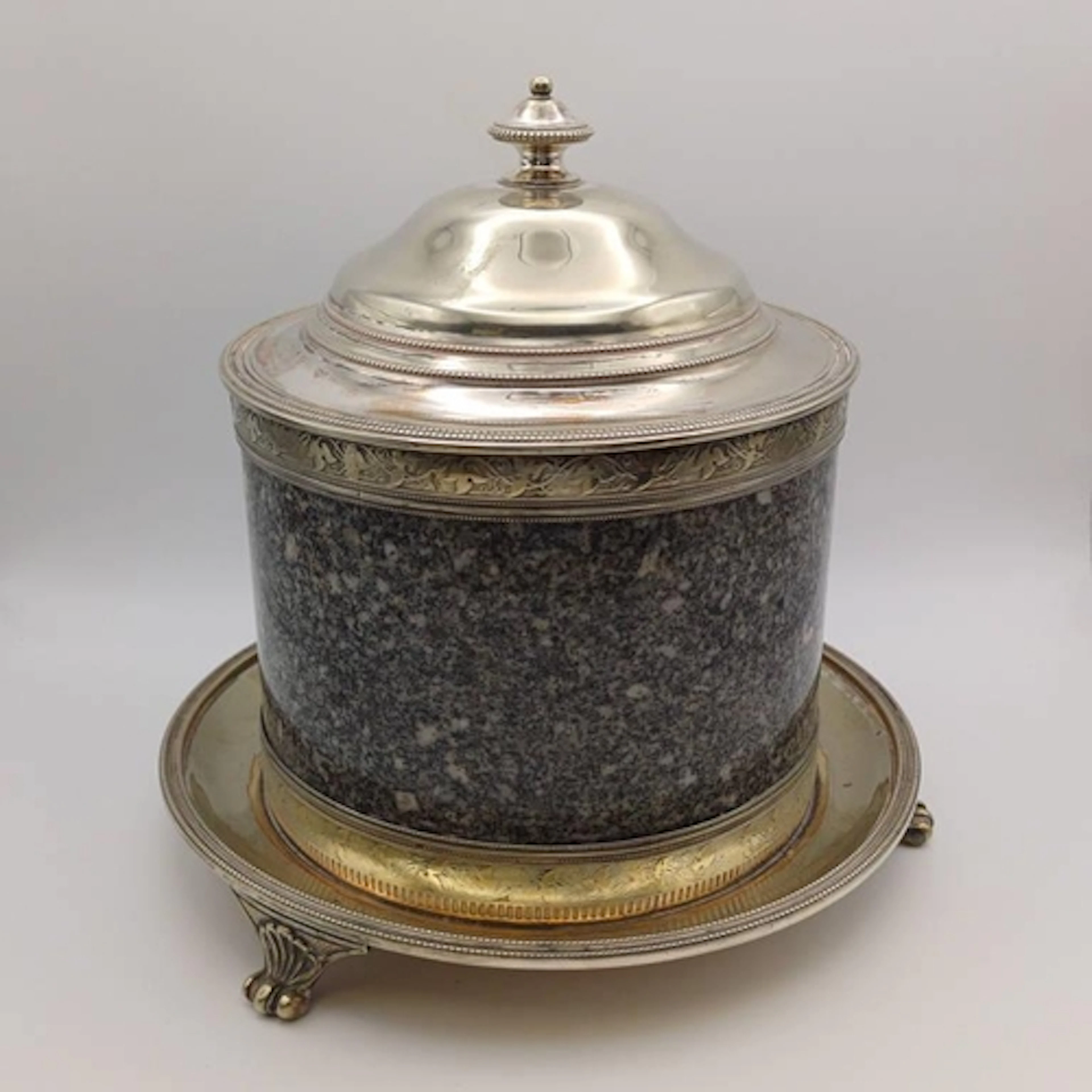 A LATE 19TH OR EARLY 20TH CENTURY SILVER PLATED GRANITE BISC...