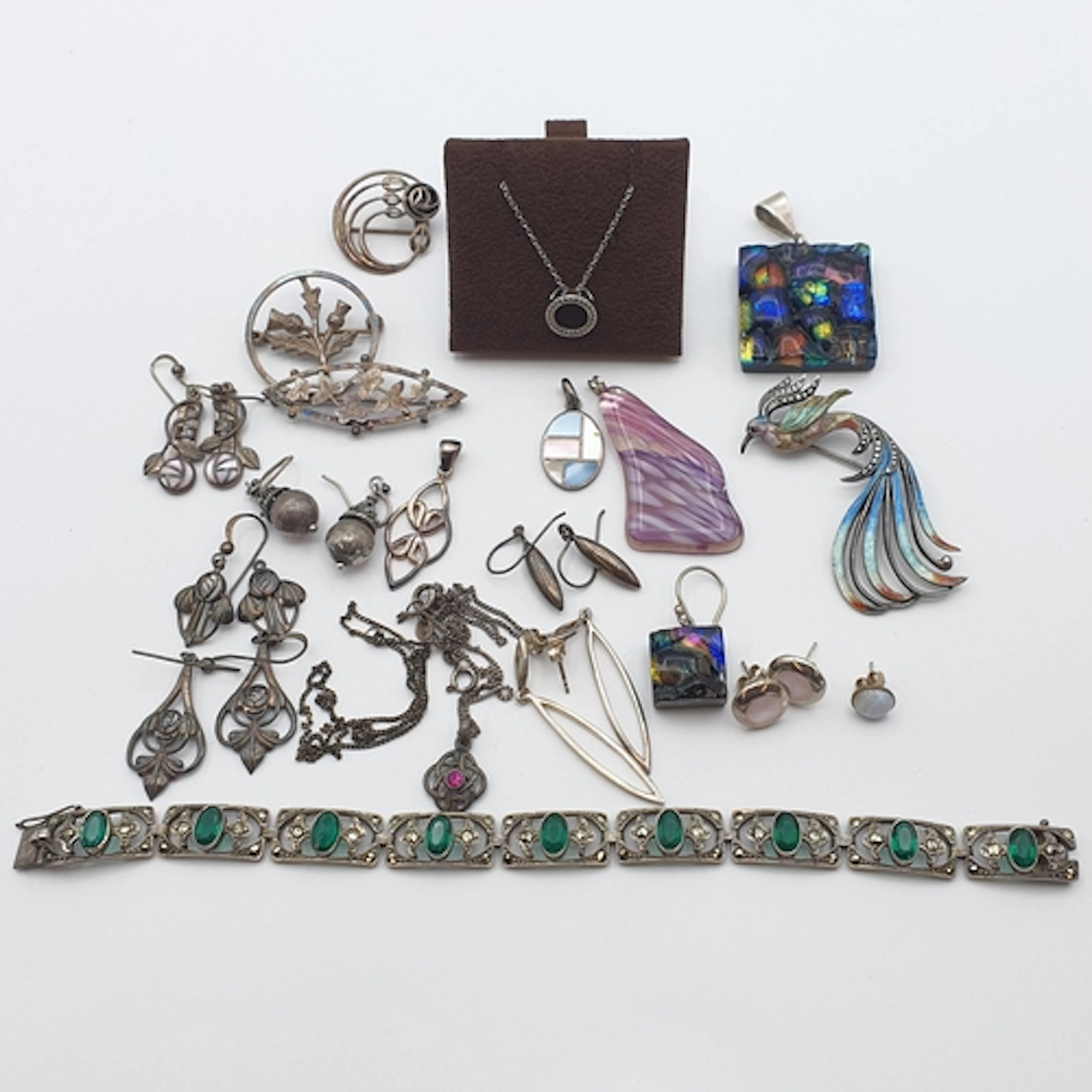 A collection of mostly silver/925 Jewellery including a cont...