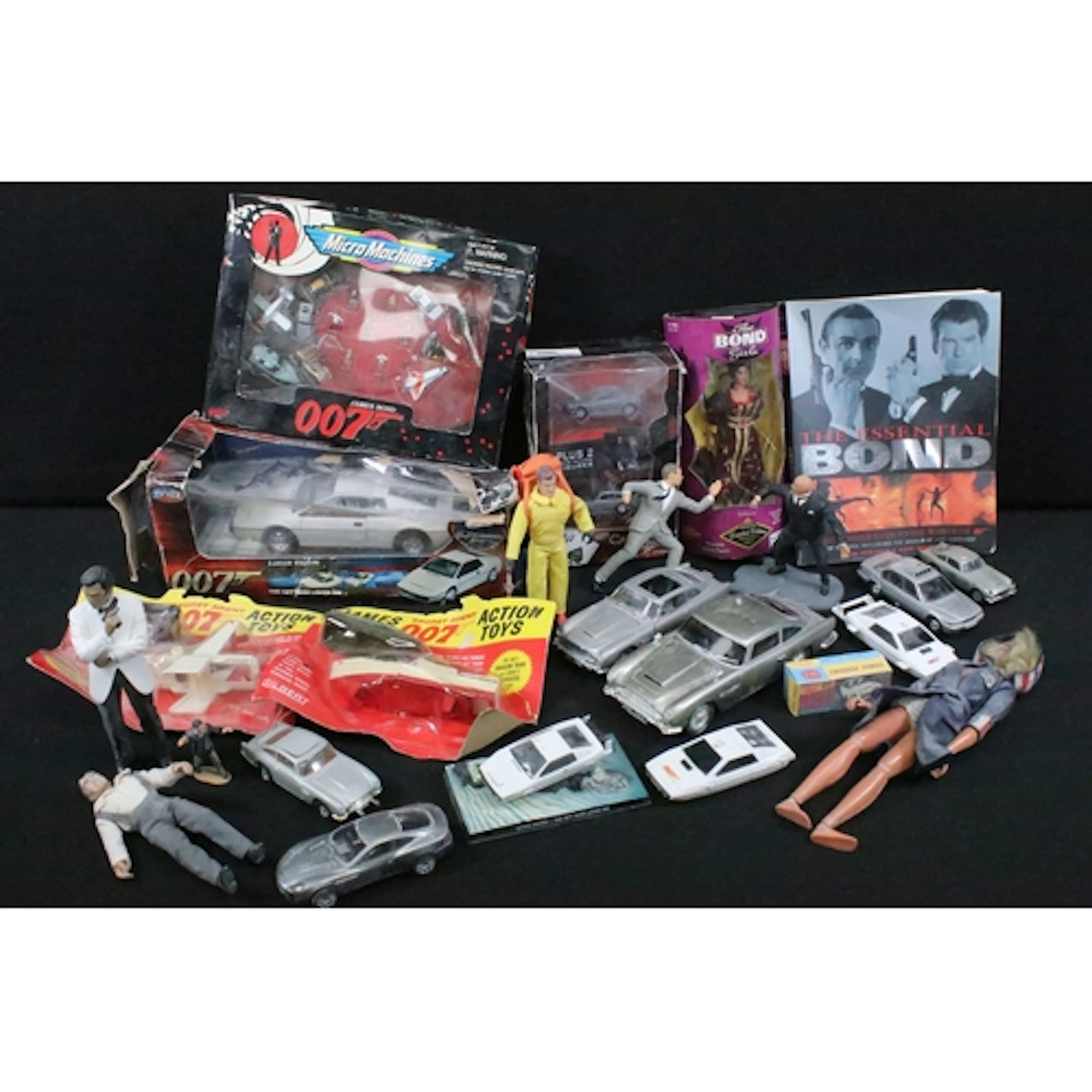 Collection of James Bond 007 figures, models and collectable...