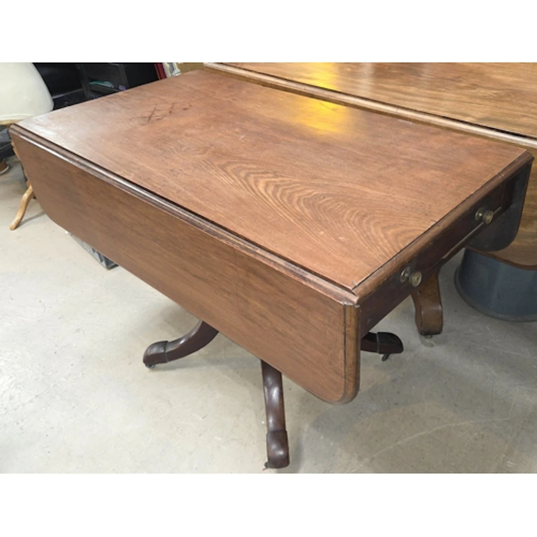 William IV mahogany drop leaf pedestal table. 62cm W x 113cm...