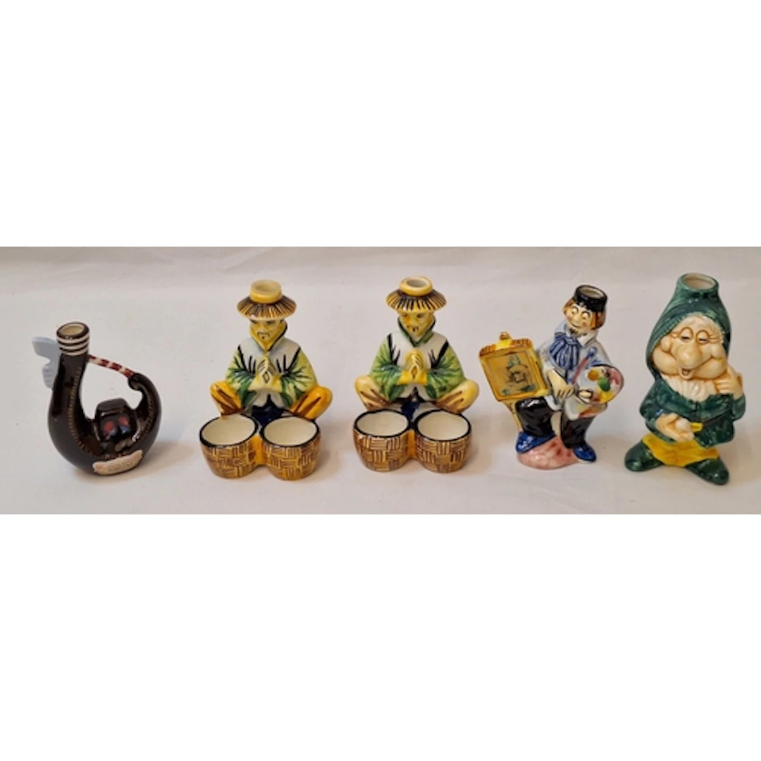 5 Vintage Drioli Novelty Bottle Decanters/Figurines, gondoli...