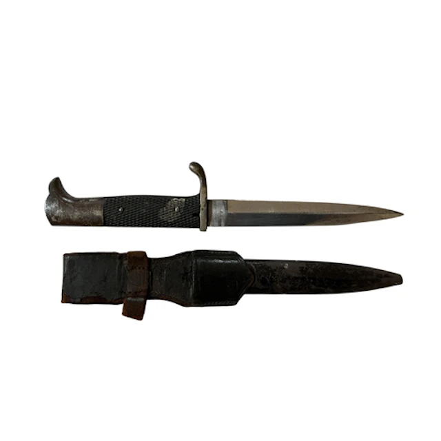 A WWI German fighting knife by Carl Eickhorn, regulation bla...