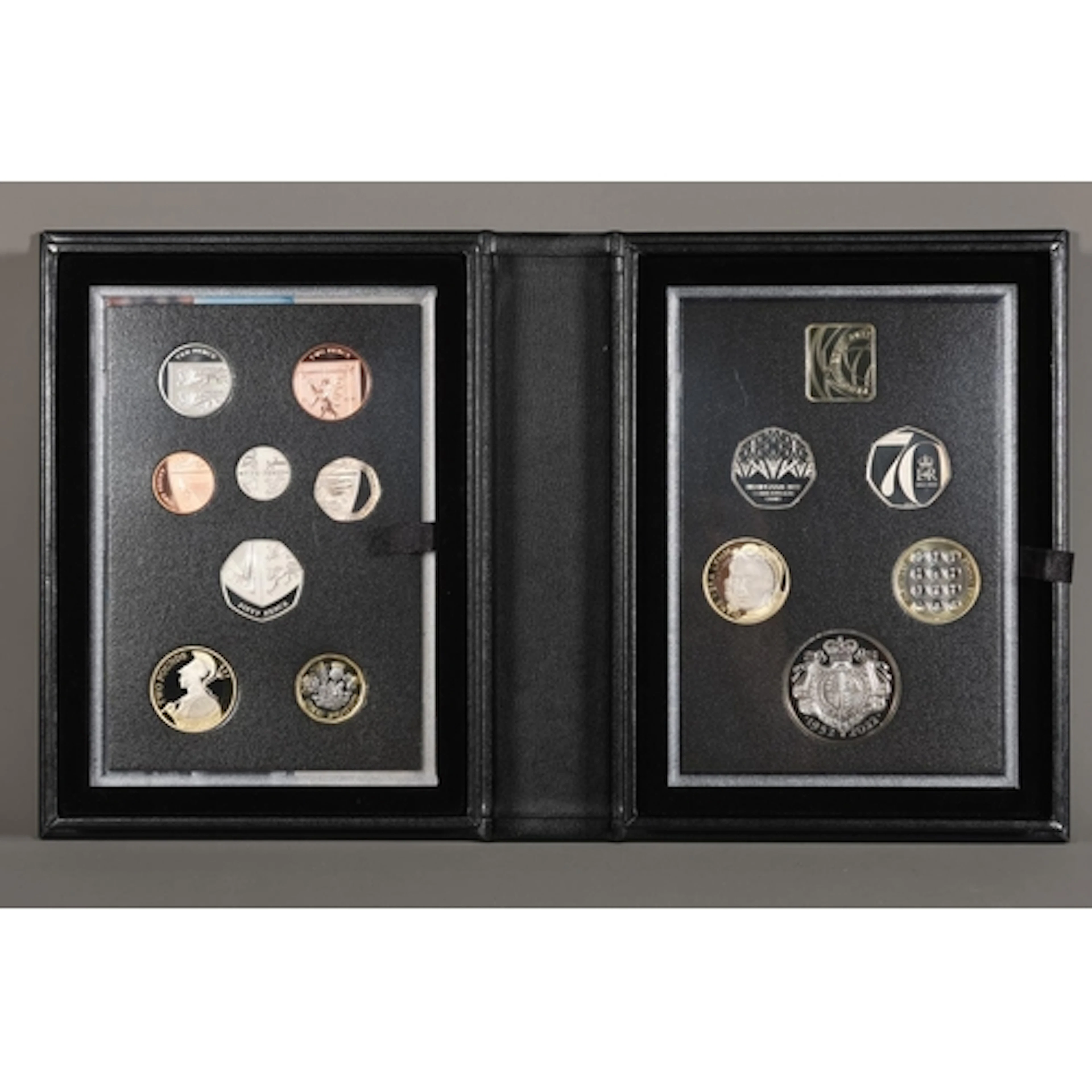 UNITED KINGDOM Queen Elizabeth II (1952-2022) proof coin col...
