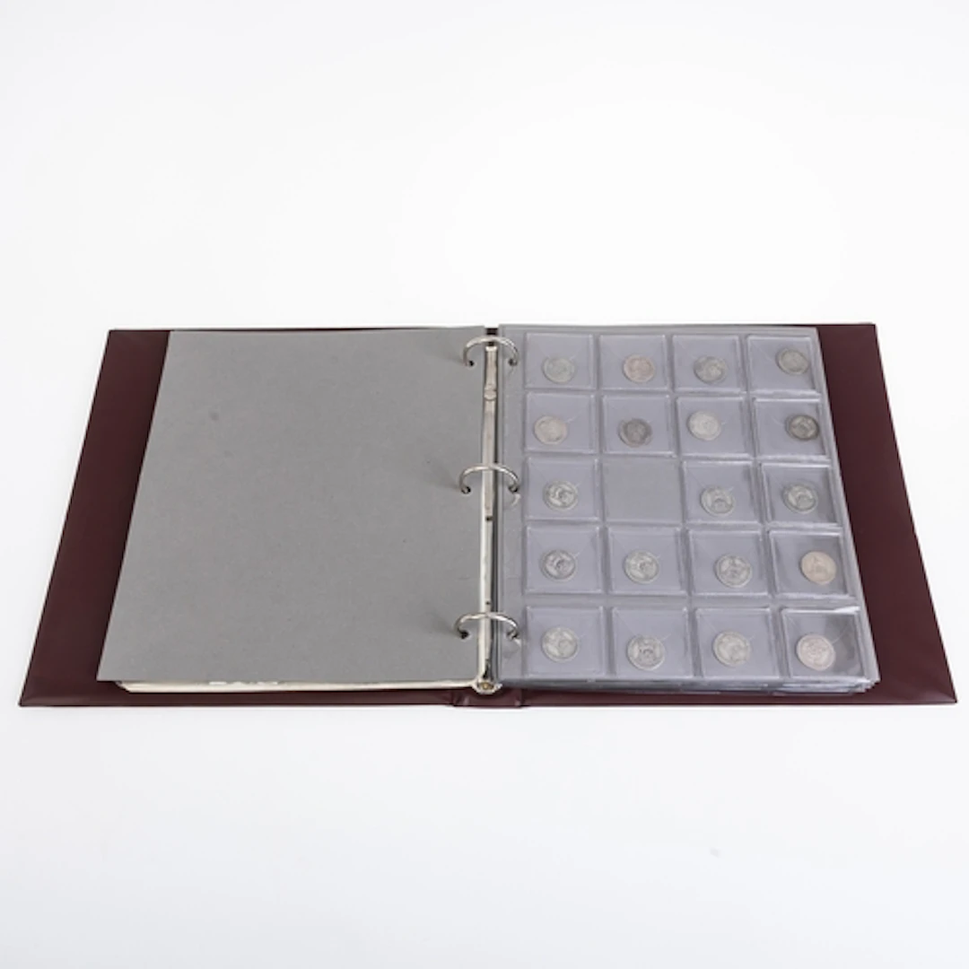 COINS - COLLECTION OF DATE RUN SHILLINGS. Collection of most...