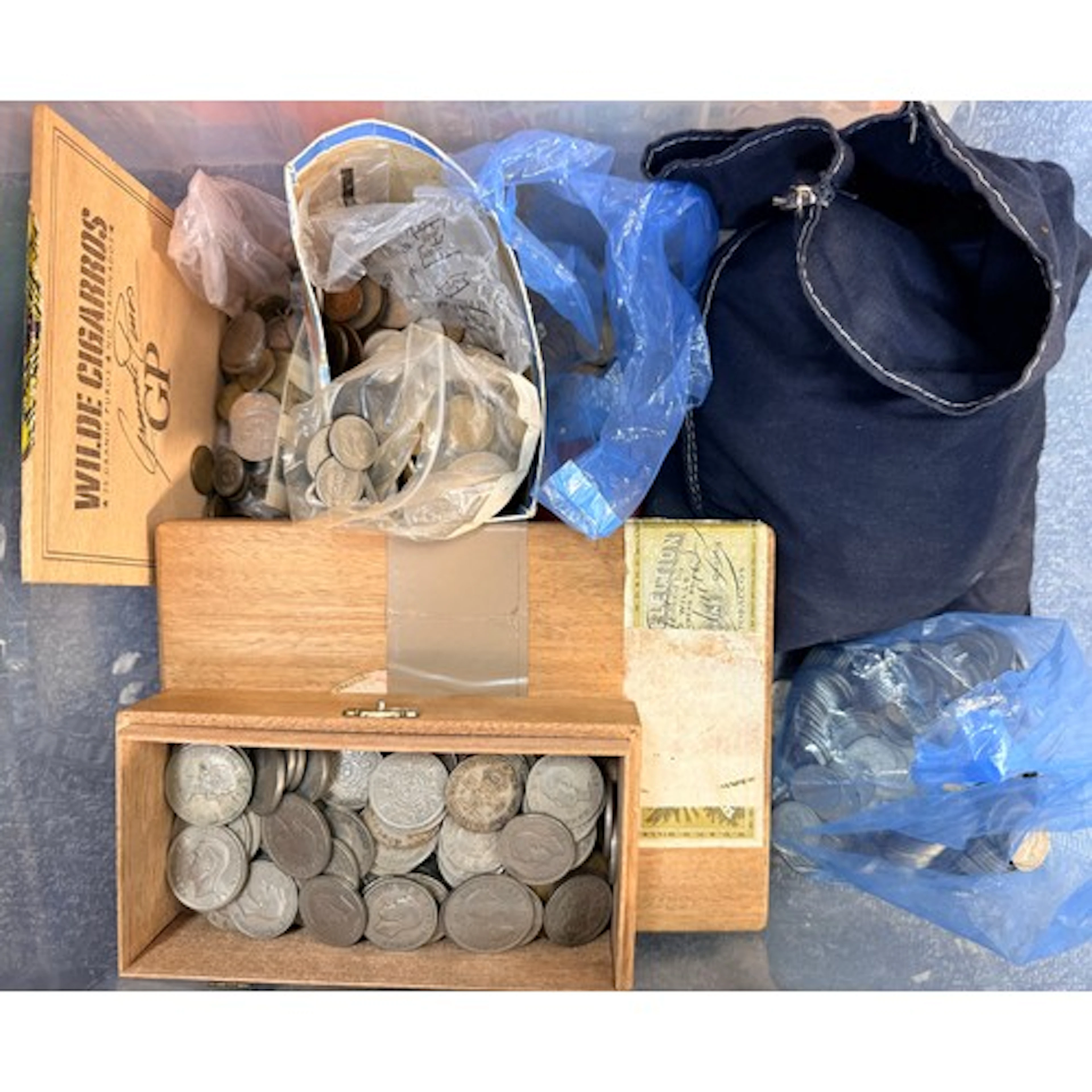 Large World Coin and Banknote Collection, including English ...