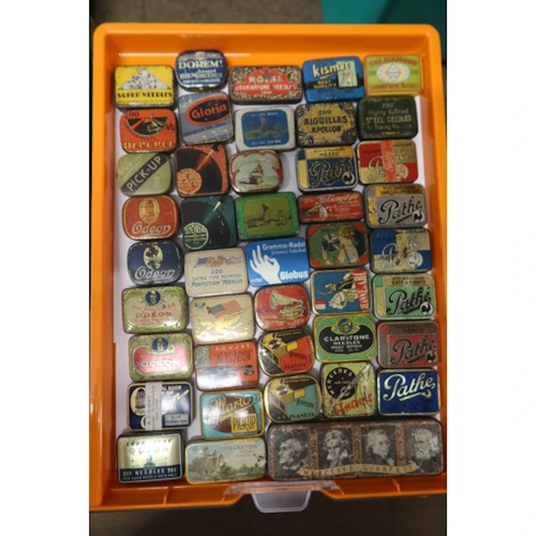 A tray of Vintage Gramophone needle tins