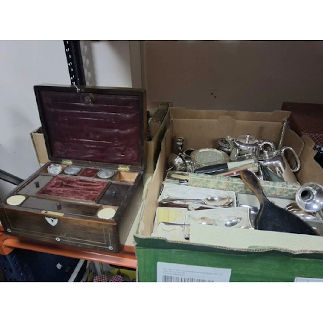 TWO BOXES AND LOOSE MISCELLANEOUS ITEMS to include a box of ...