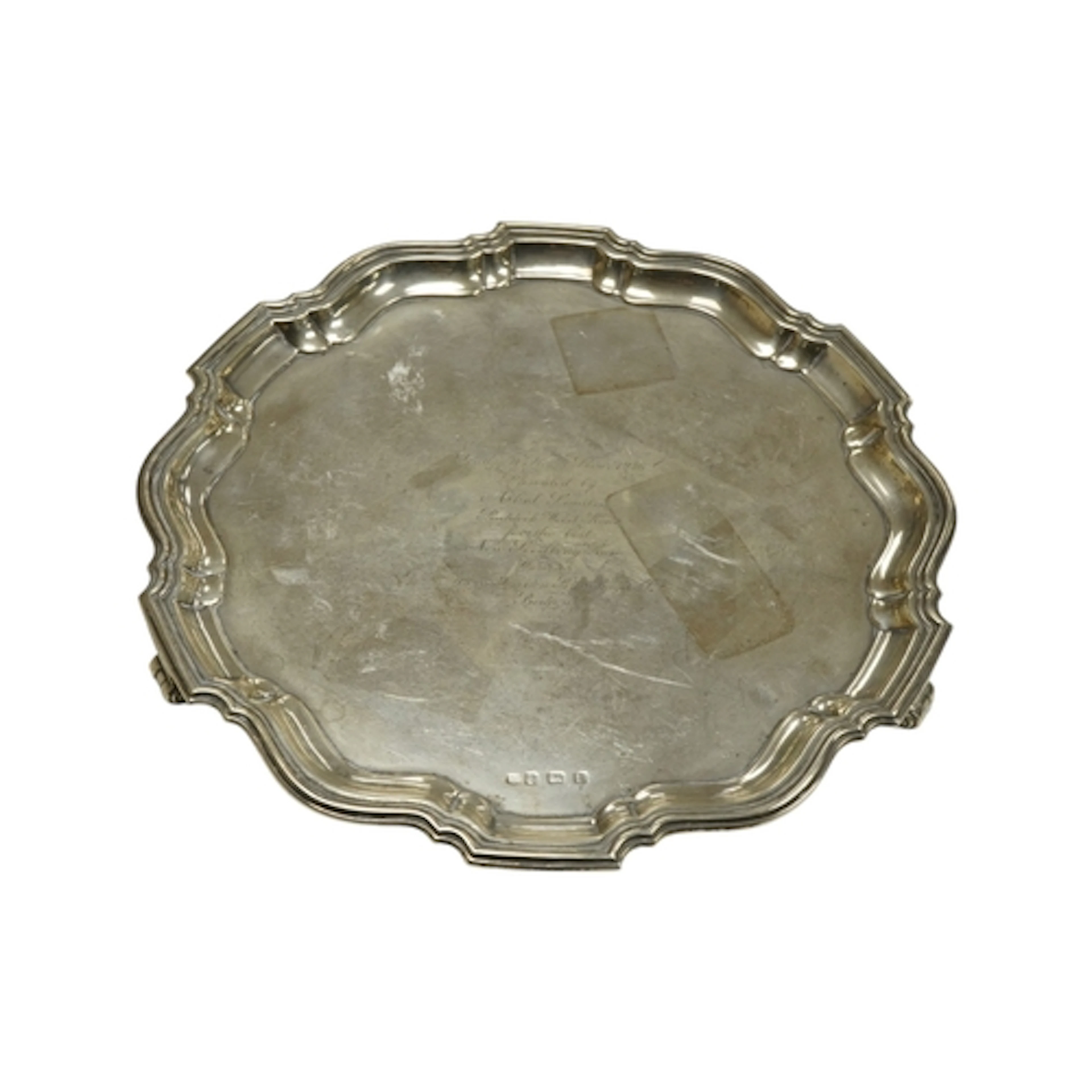 A George V silver presentation salver Birmingham, 1935, make...