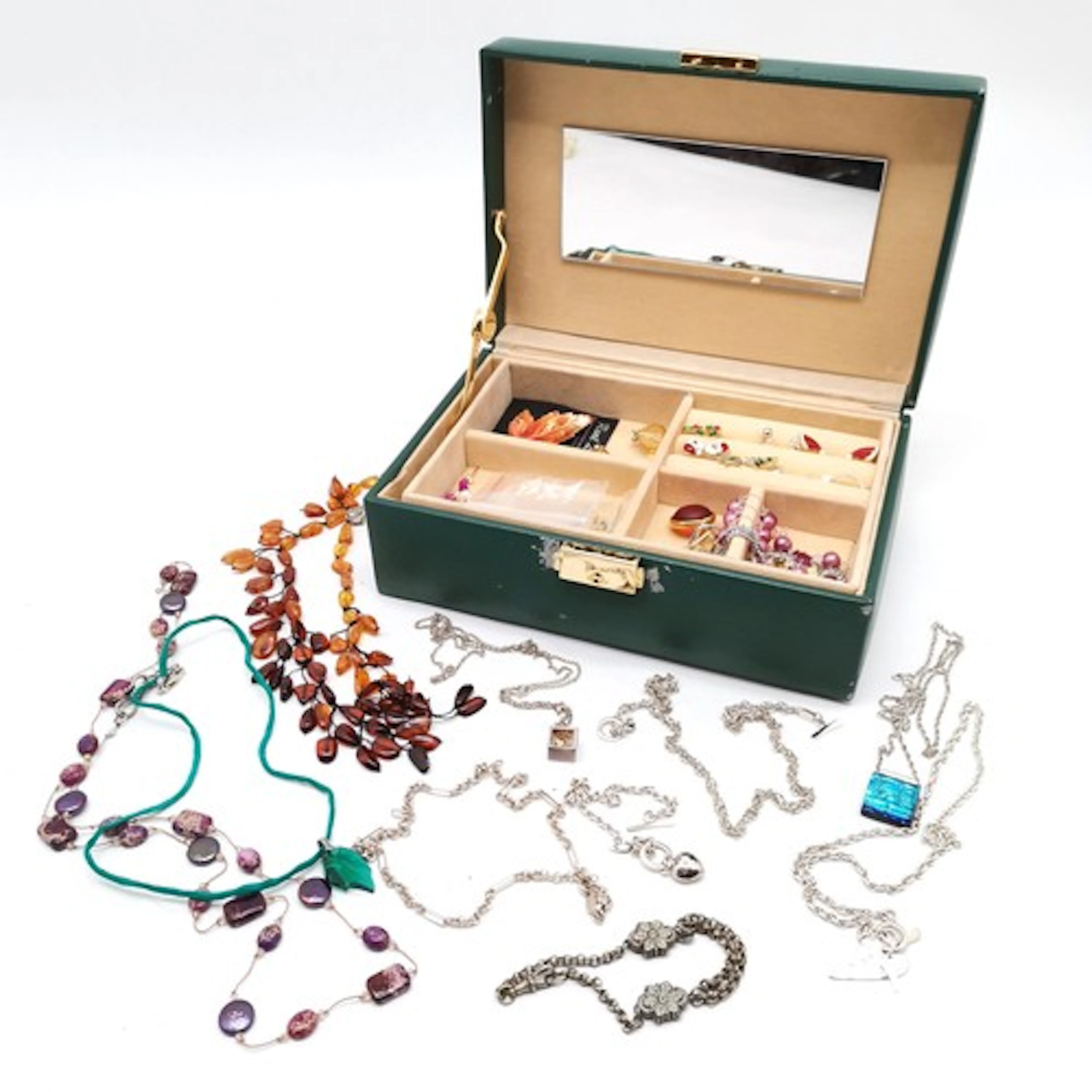Vintage green leather jewellery box with contents inc 6 x si...