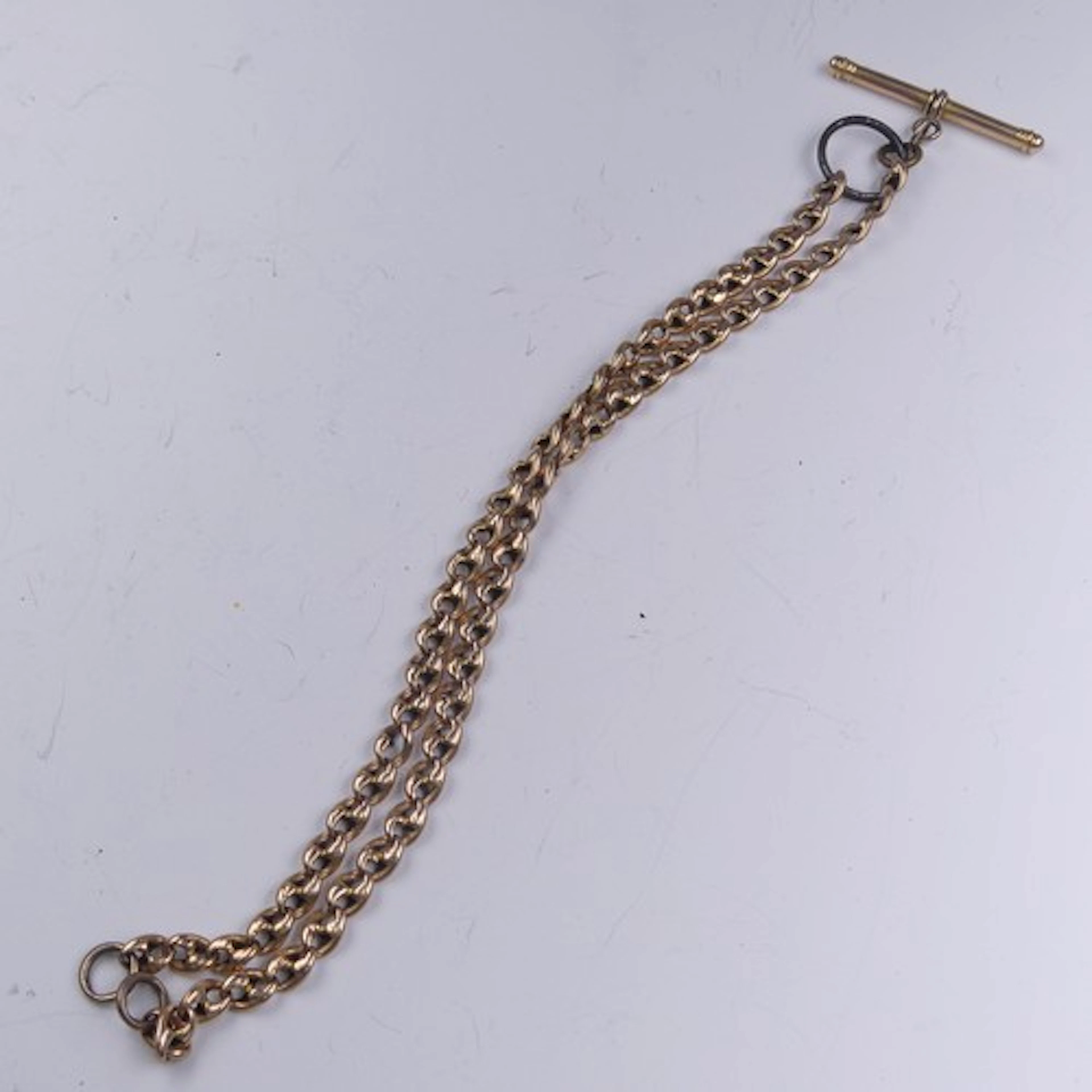 Two unmarked anchor link gold Chains, tested as 9ct, 17.5cm ...
