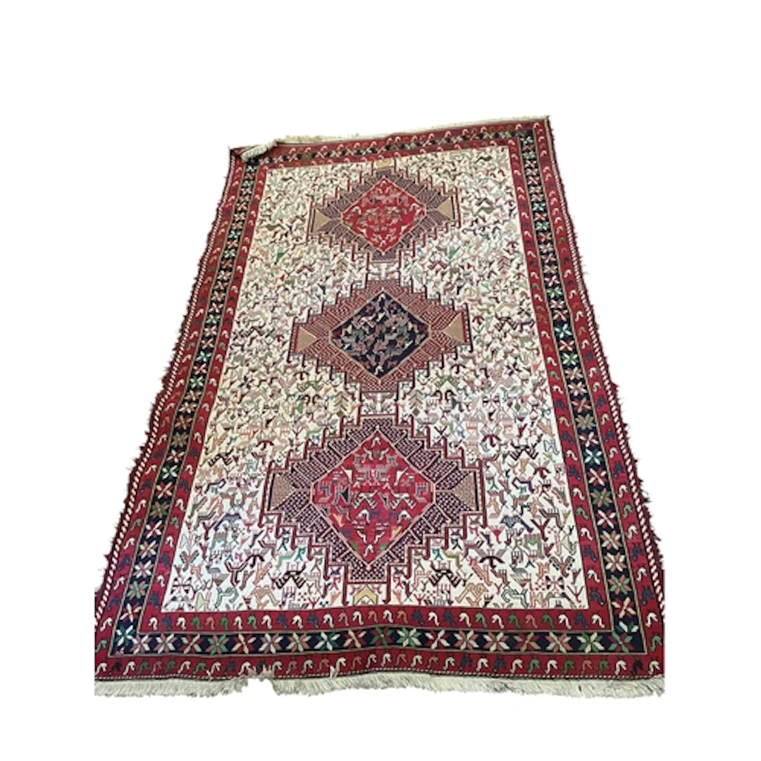 A Senneh ivory ground rug, 202 x 124cm