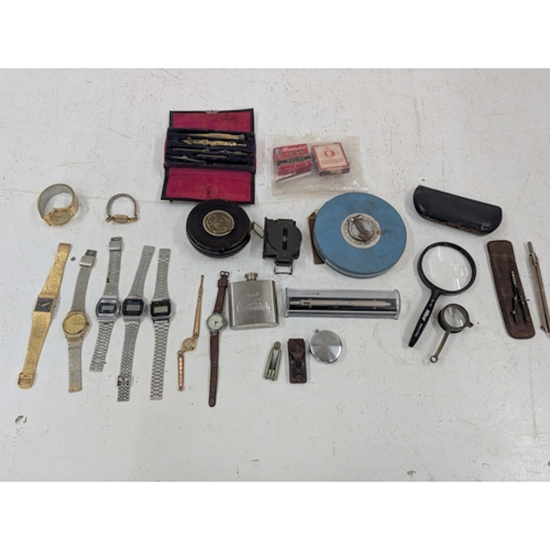 A mixed group of collectables to include Casio digital watch...