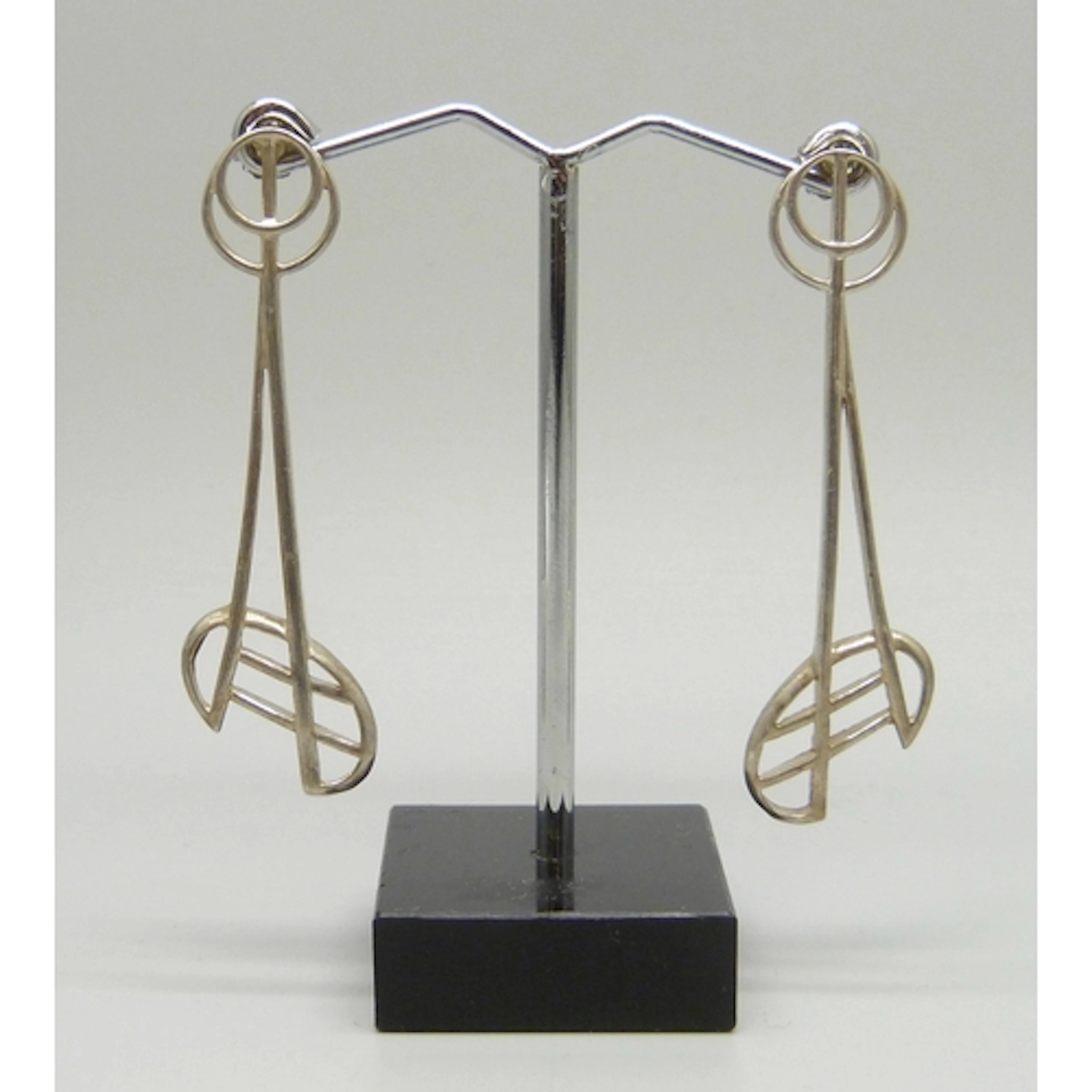 A pair of Carrick Jewellers large statement Scottish silver ...