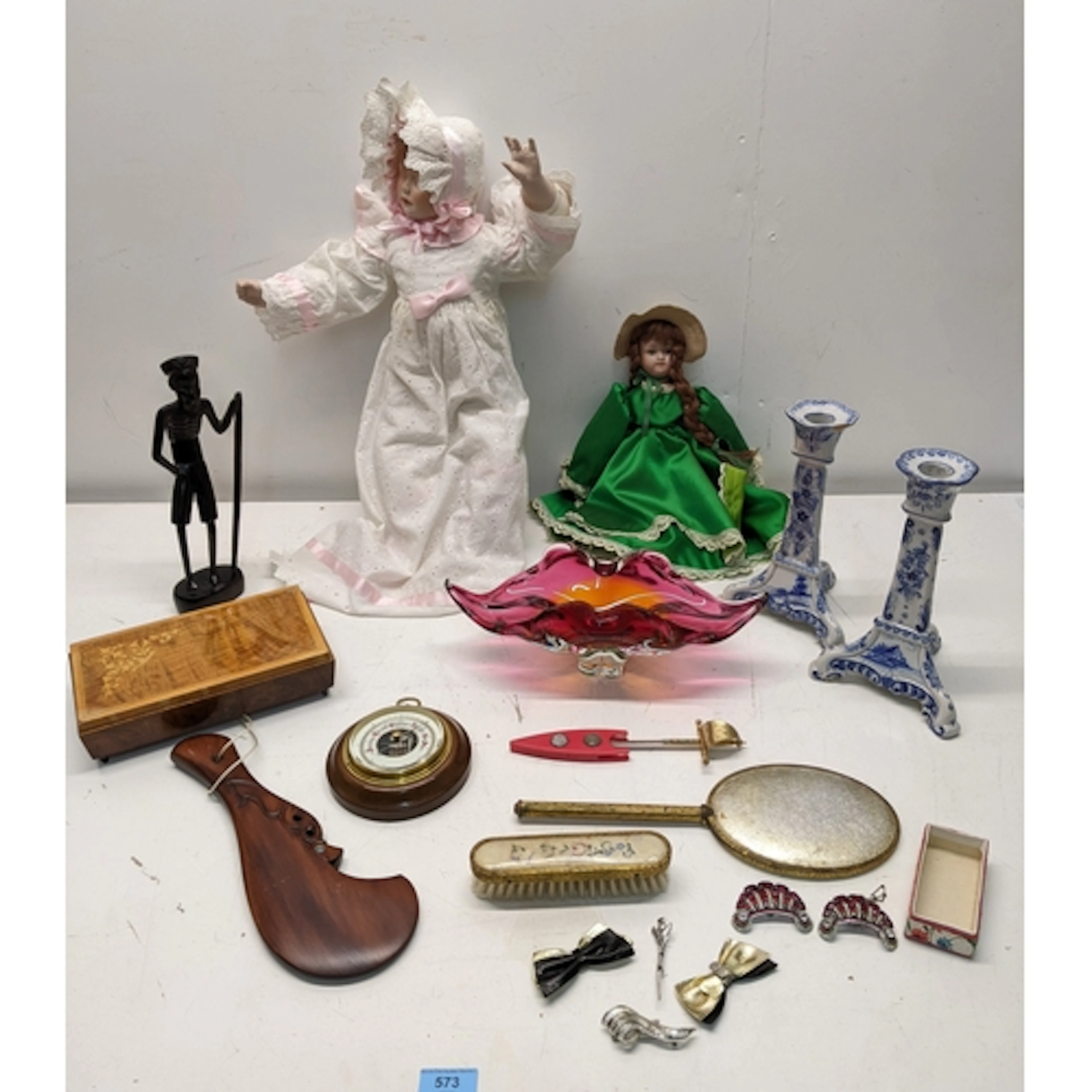 A mixed group of items to include a pair of Delft pottery ca...