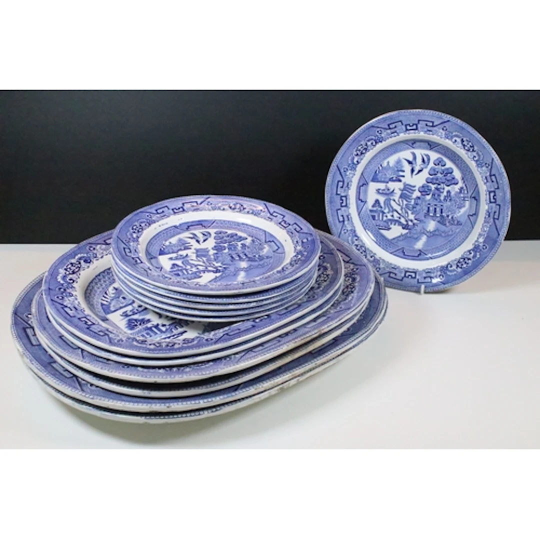 Collection of F. Primavest & Sons willow pattern, comprising...