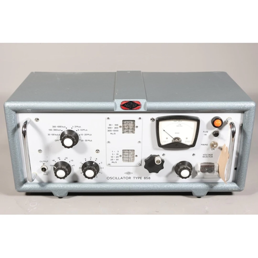 Airmec Oscillator Model 858