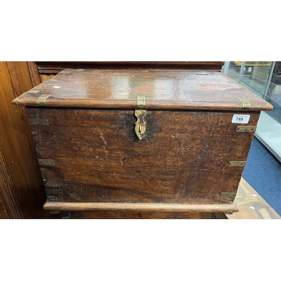 Brass bound vintage hinge topped storage chest.