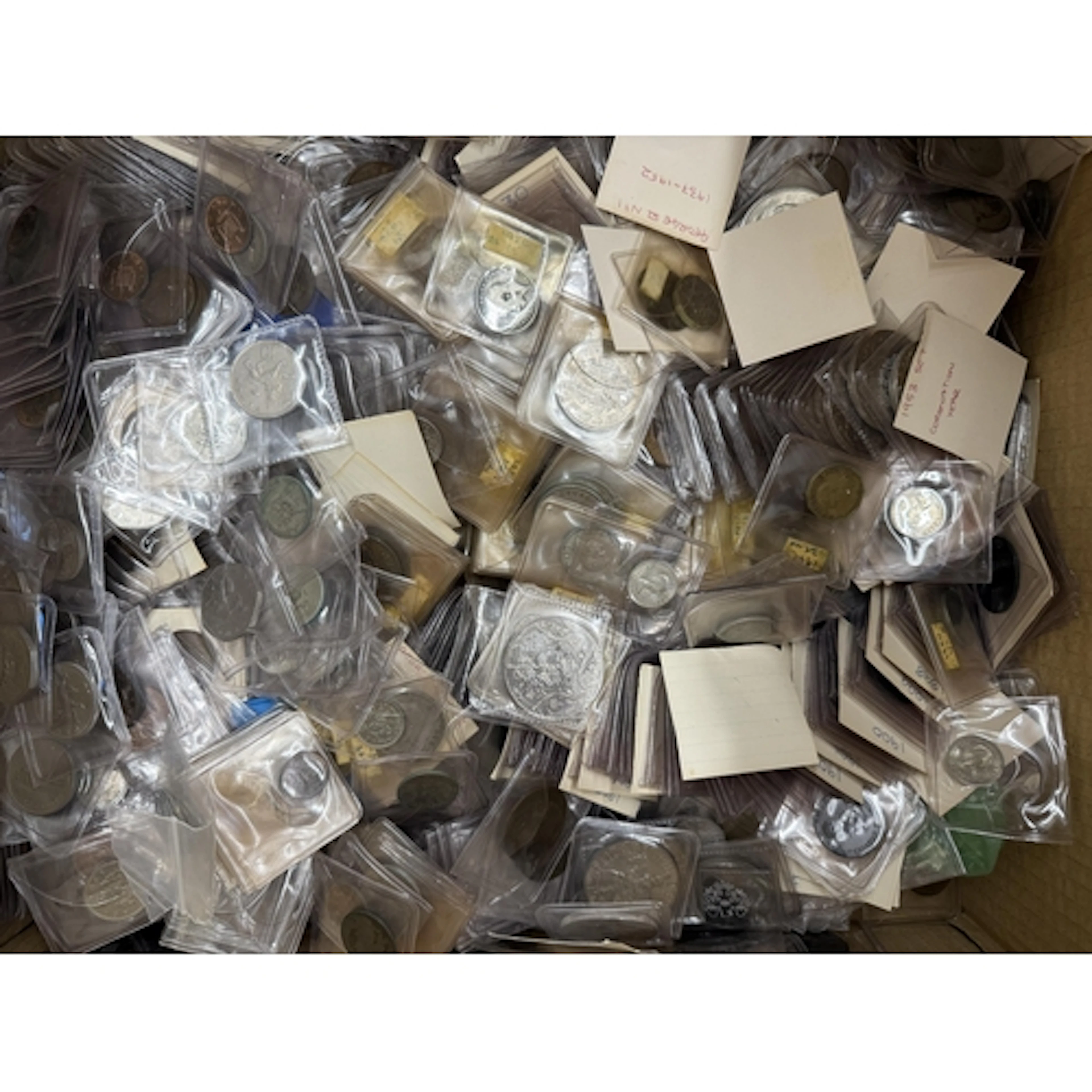 A collection of World coins mainly 20th Century in hundreds ...