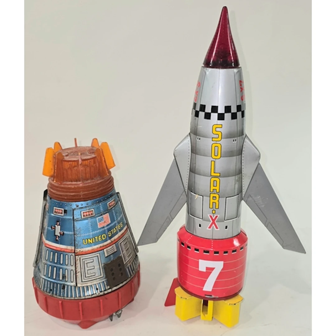 Two vintage 1960's tinplate battery operated toys. Both part...
