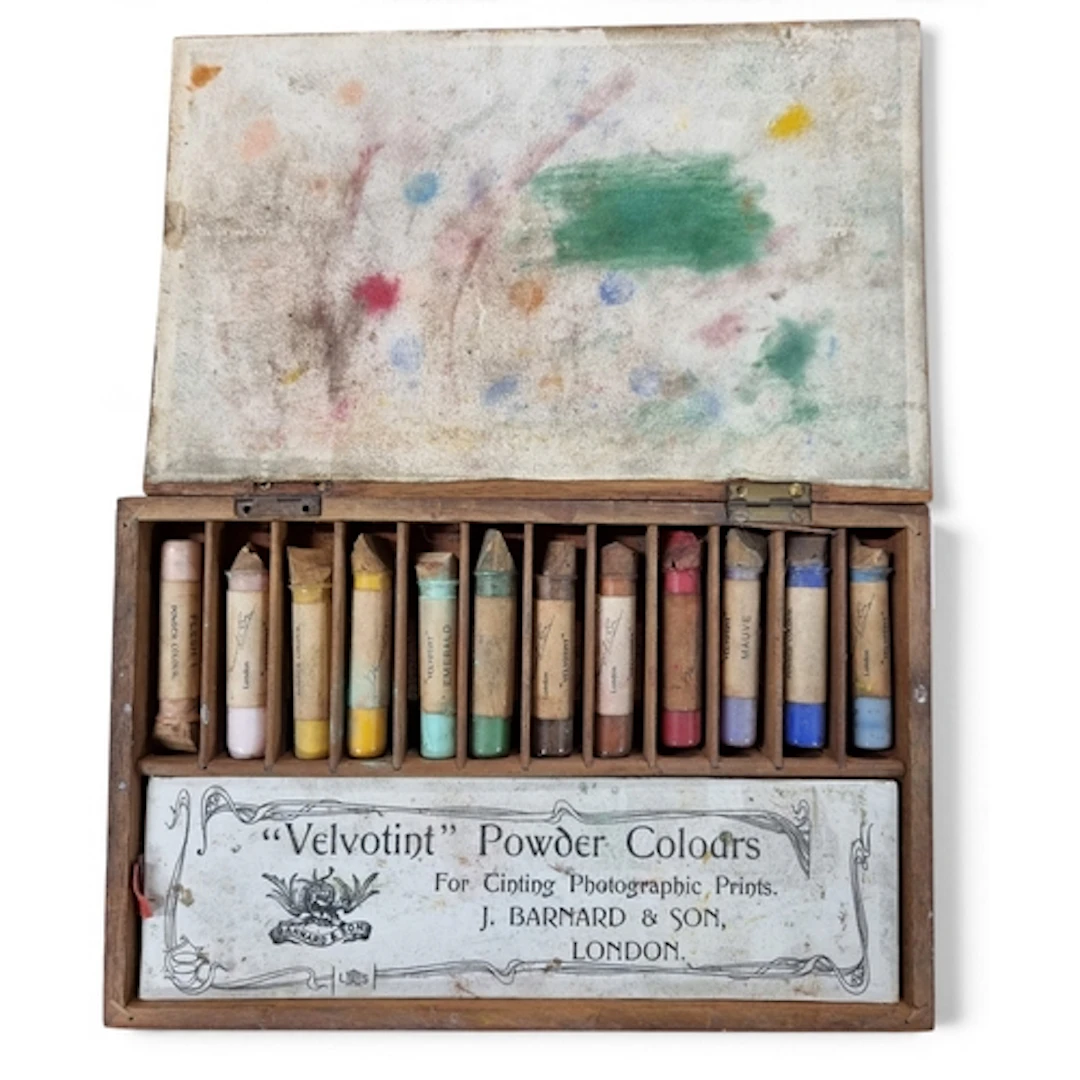 A boxed set of highly collectible hand tinting powder colour...