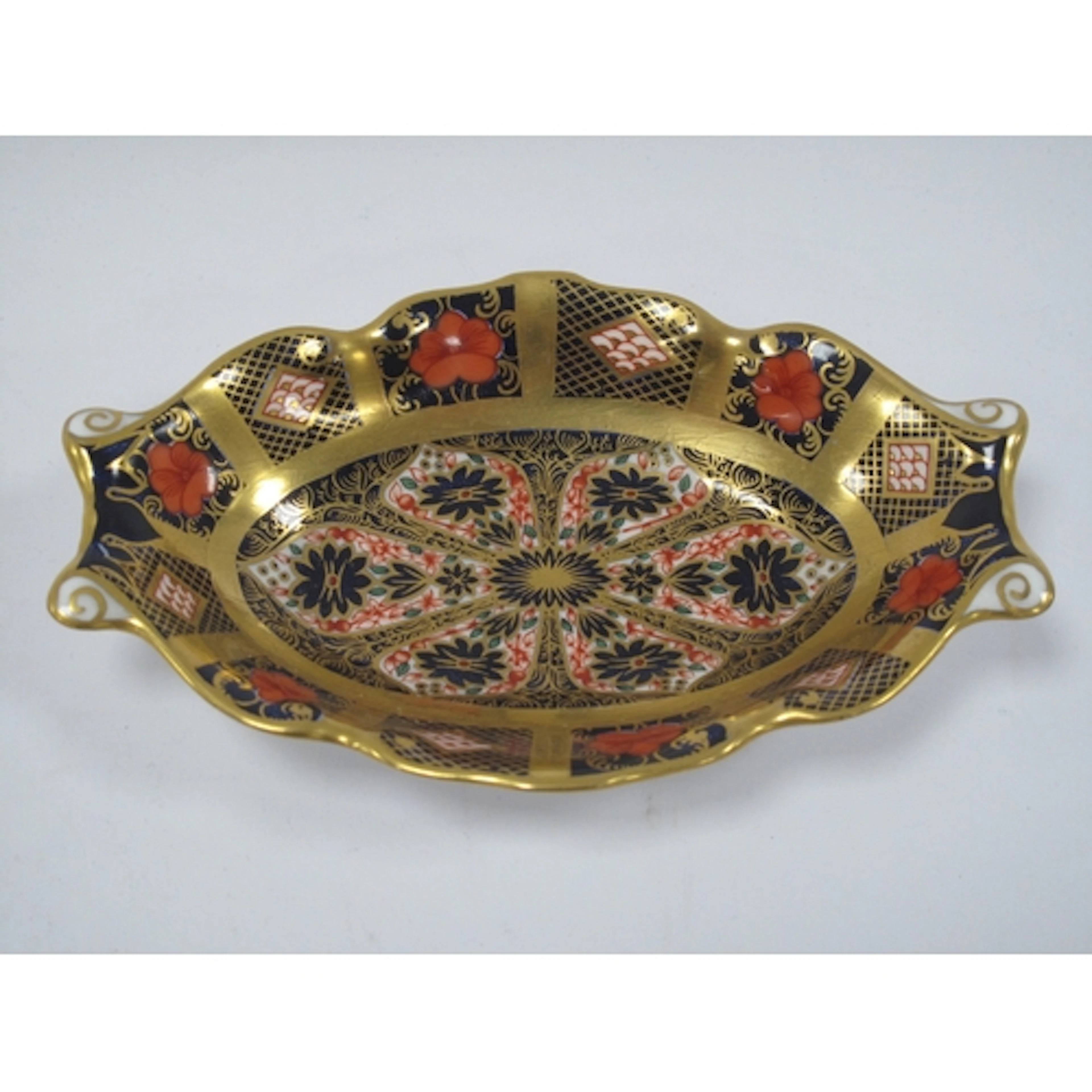 Royal Crown Derby 1128 Imari Pattern Dish of oval form, 14cm...