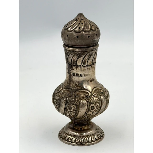A hallmarked silver pepperette, approximate weight 71g, by W...