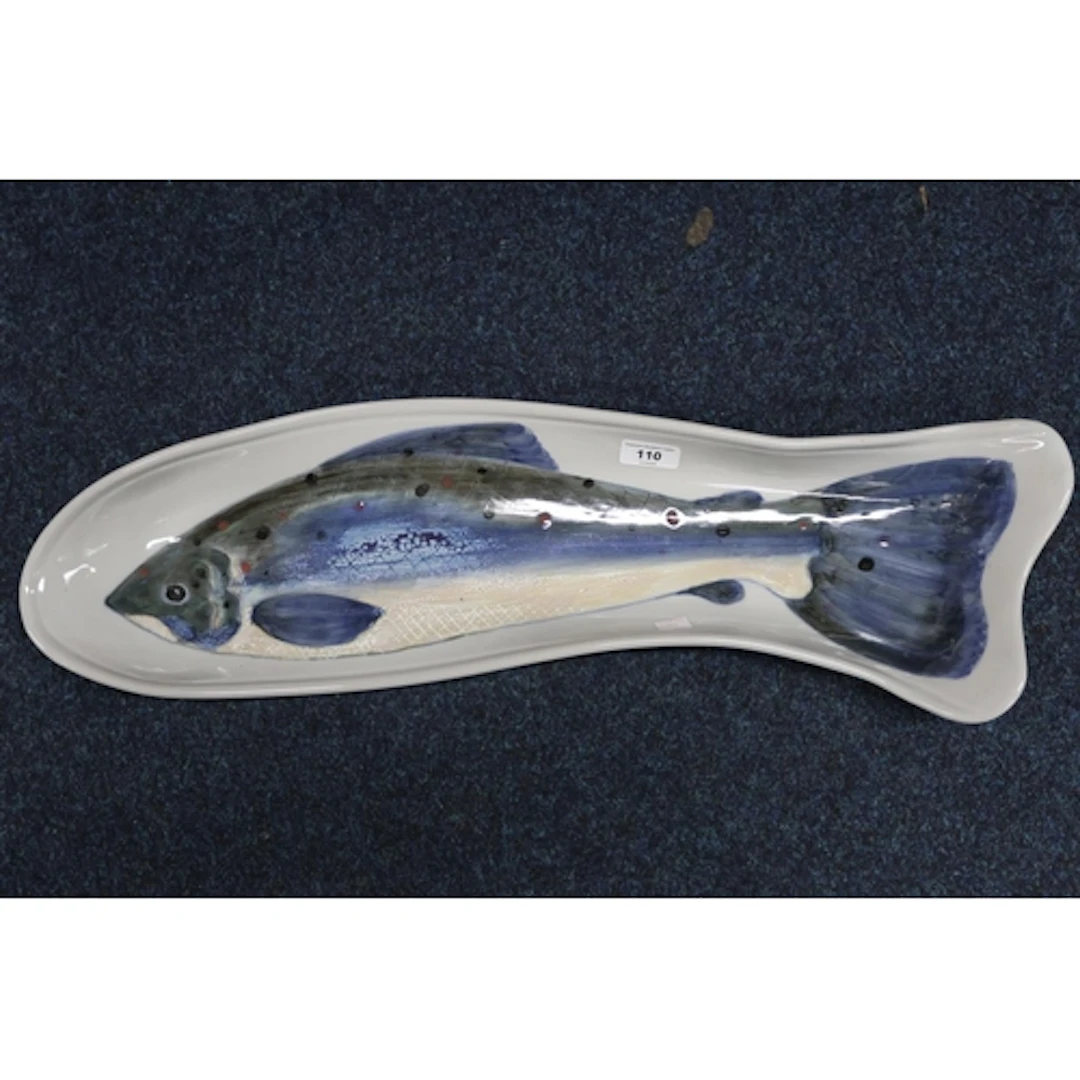 Highland Stoneware fish dish.
