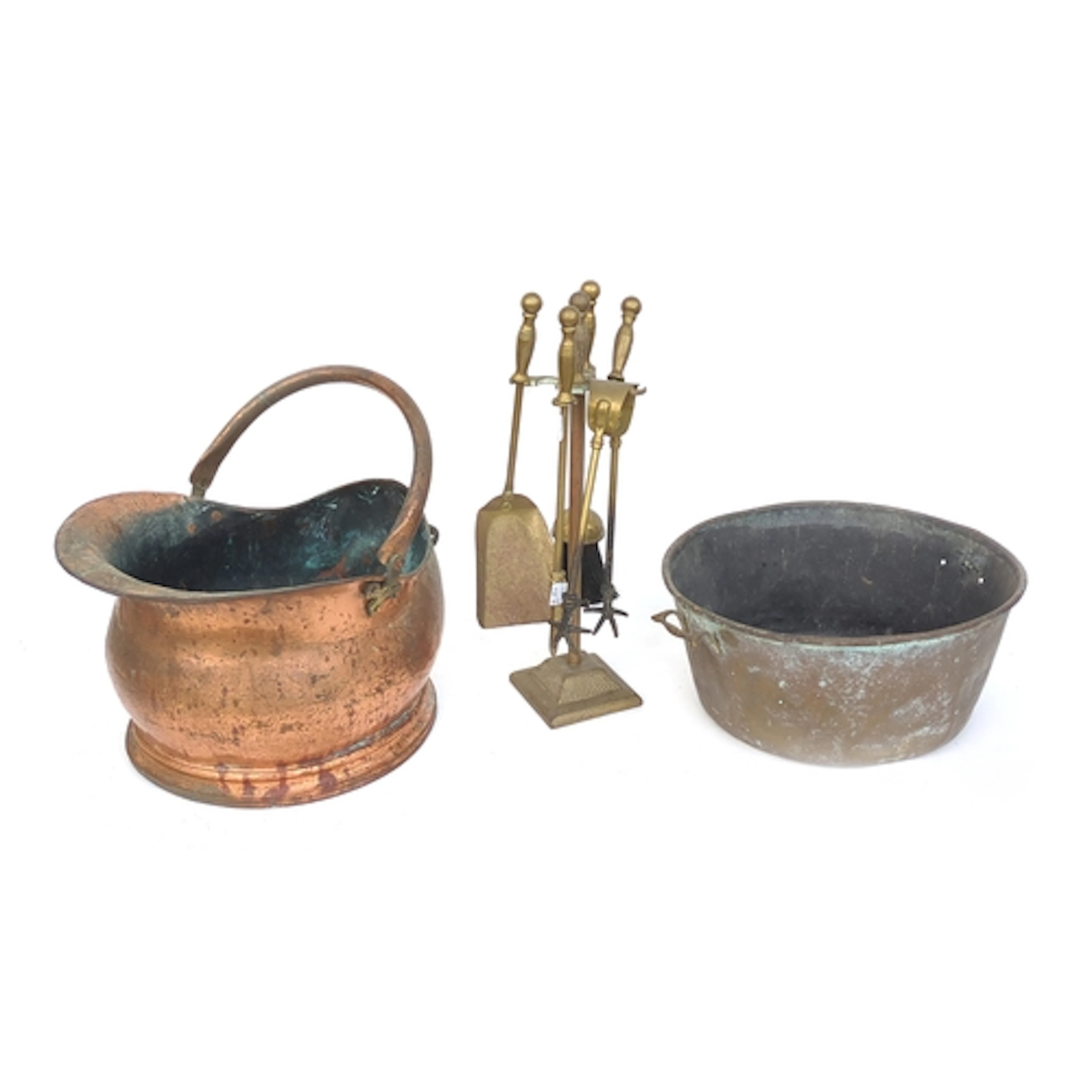 A copper coal scuttle, 40cmL; together with set of small bra...