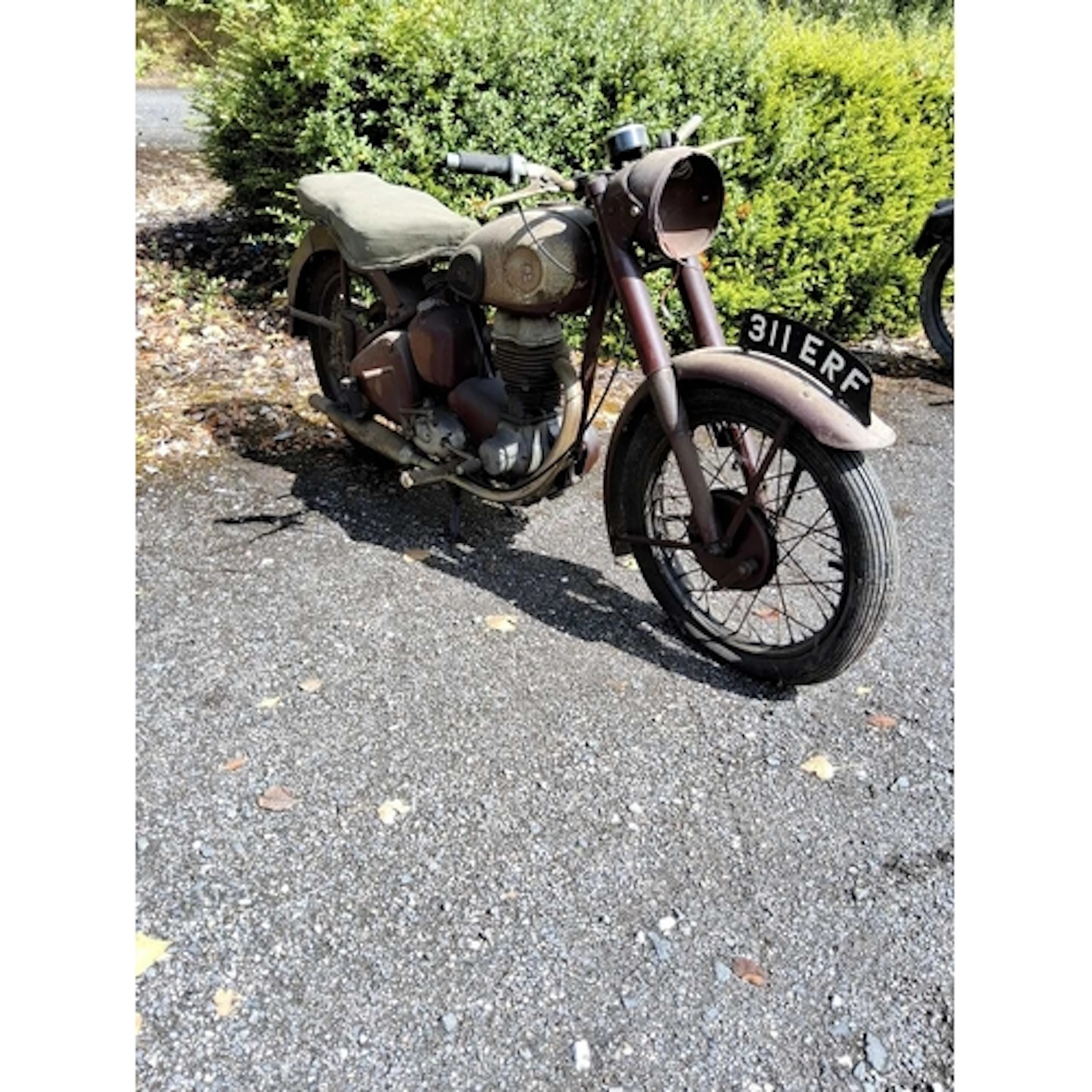 A 1940's BSA C11 MOTORCYCLE IDEAL FOR RESTORATION with a BSA...