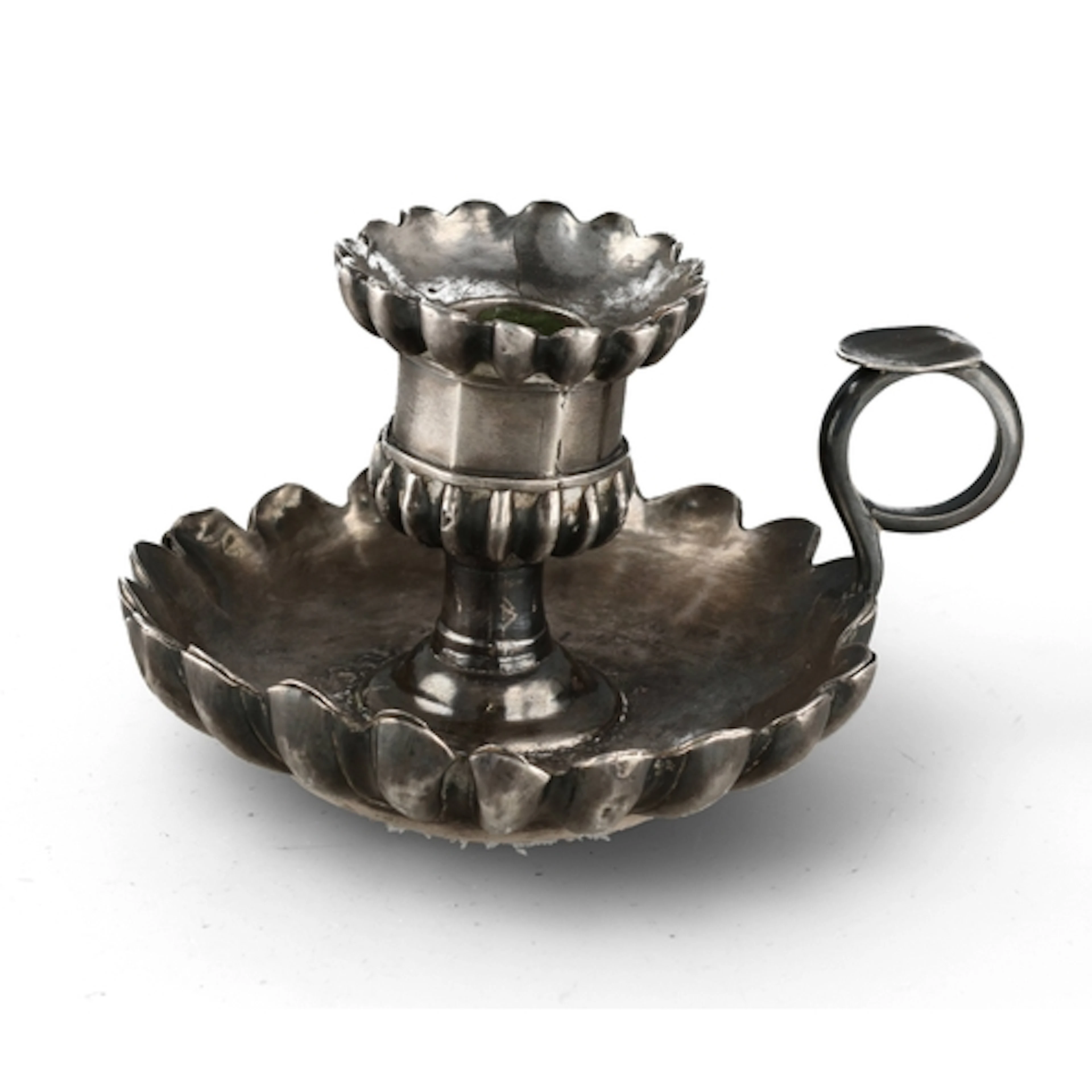 A SILVER CHAMBERSTICK Weight: 243gms