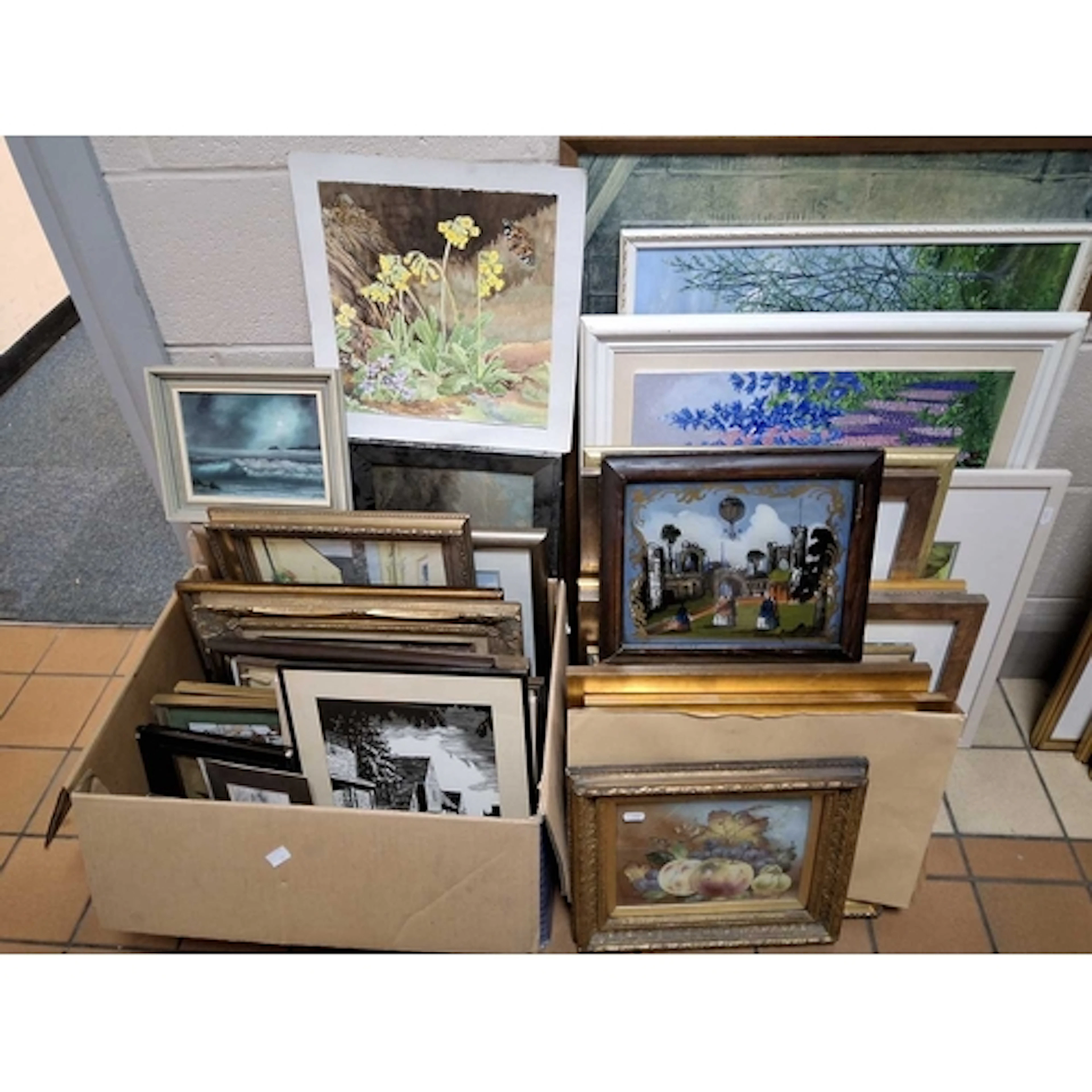 QUANTITY OF PICTURES AND PRINTS, to include amateur oils and...