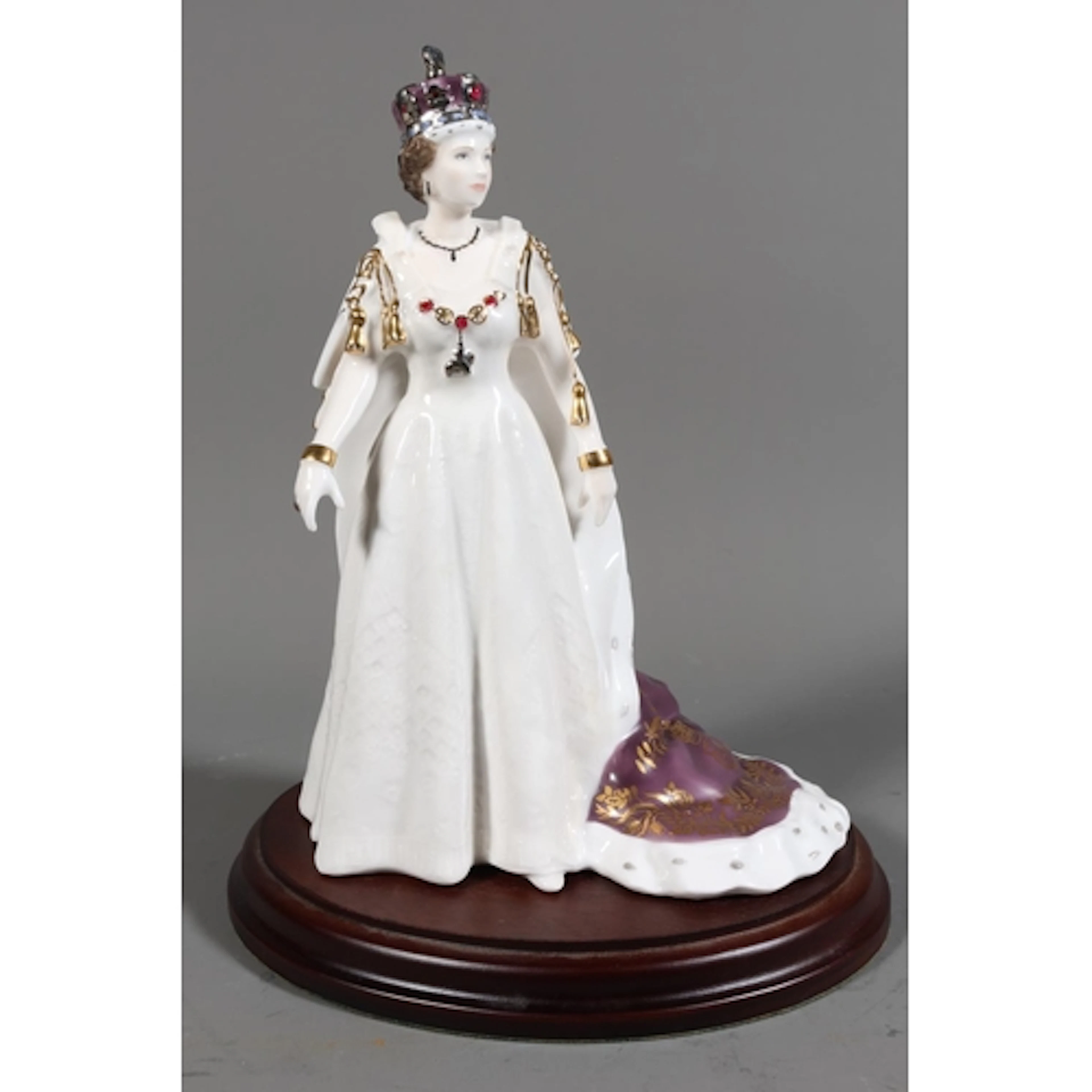 Royal Worcester figure 'Queen Elizabeth II' limited edition ...