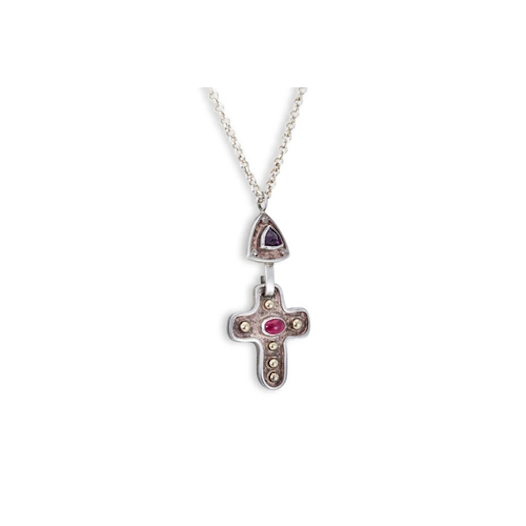 A LINDA UHLEMANN STONE SET STERLING SILVER NECKLACE, modelle...