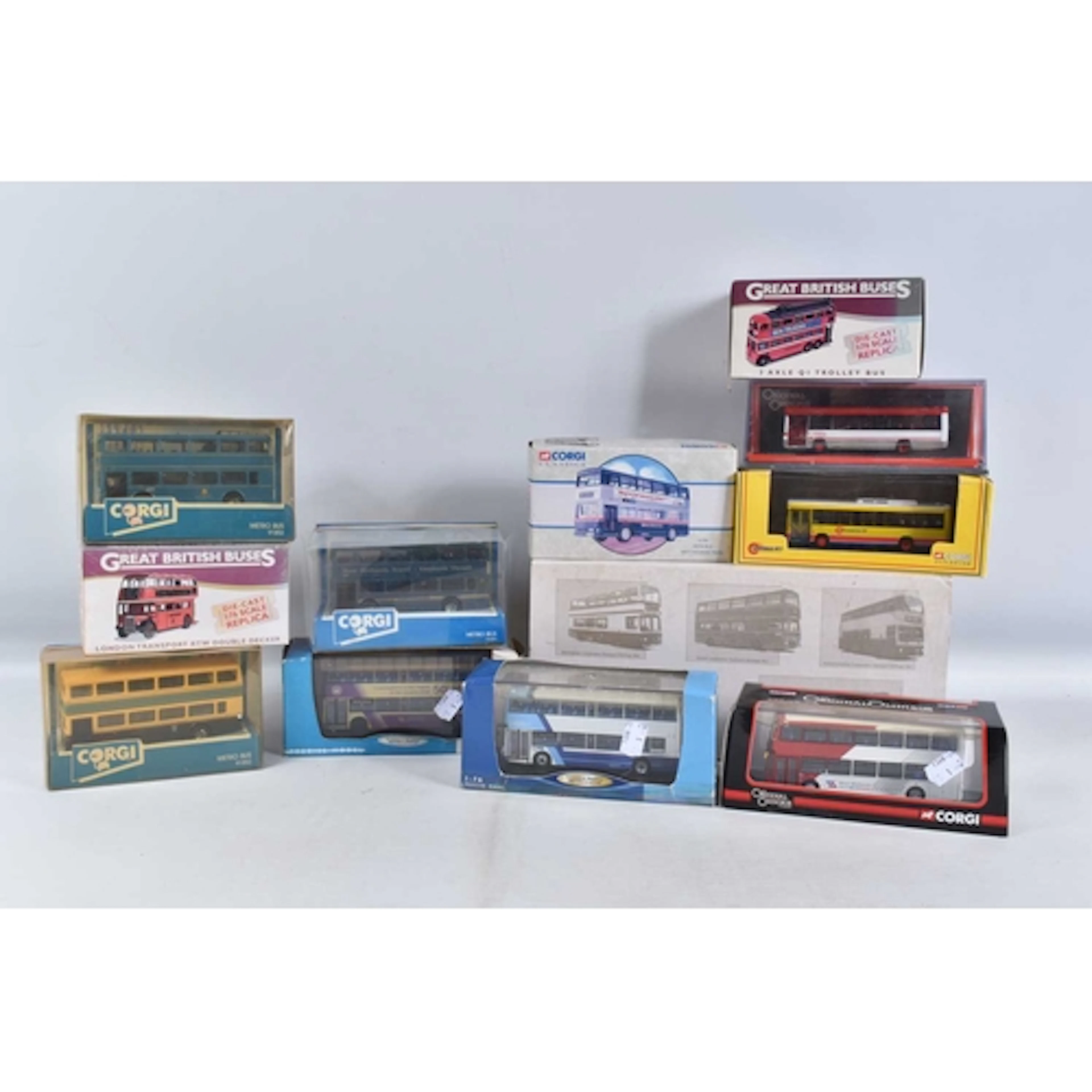 A QUANTITY OF BOXED DIECAST BUSES, to include a Corgi Travel...