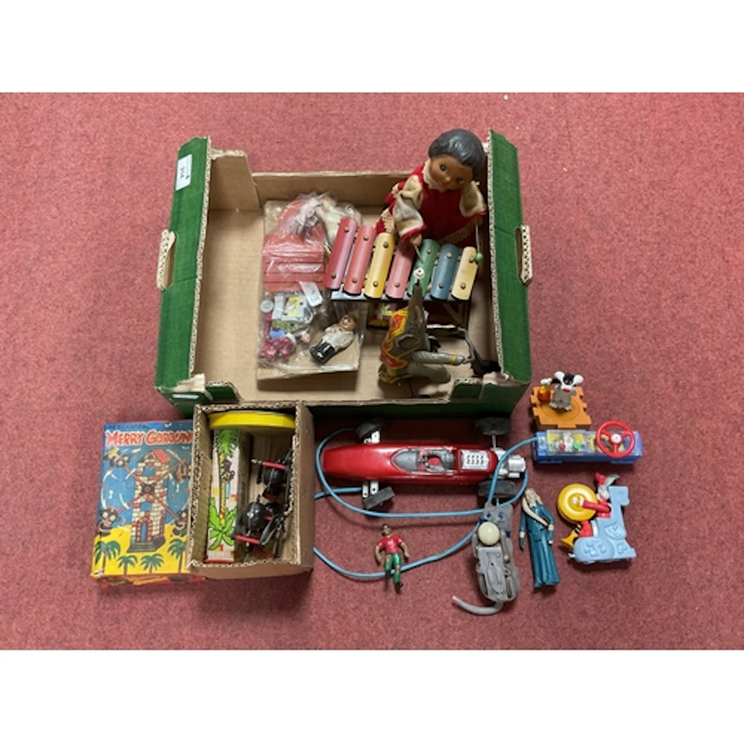 A small quantity of modern tinplate novelty wind up toys, Pl...
