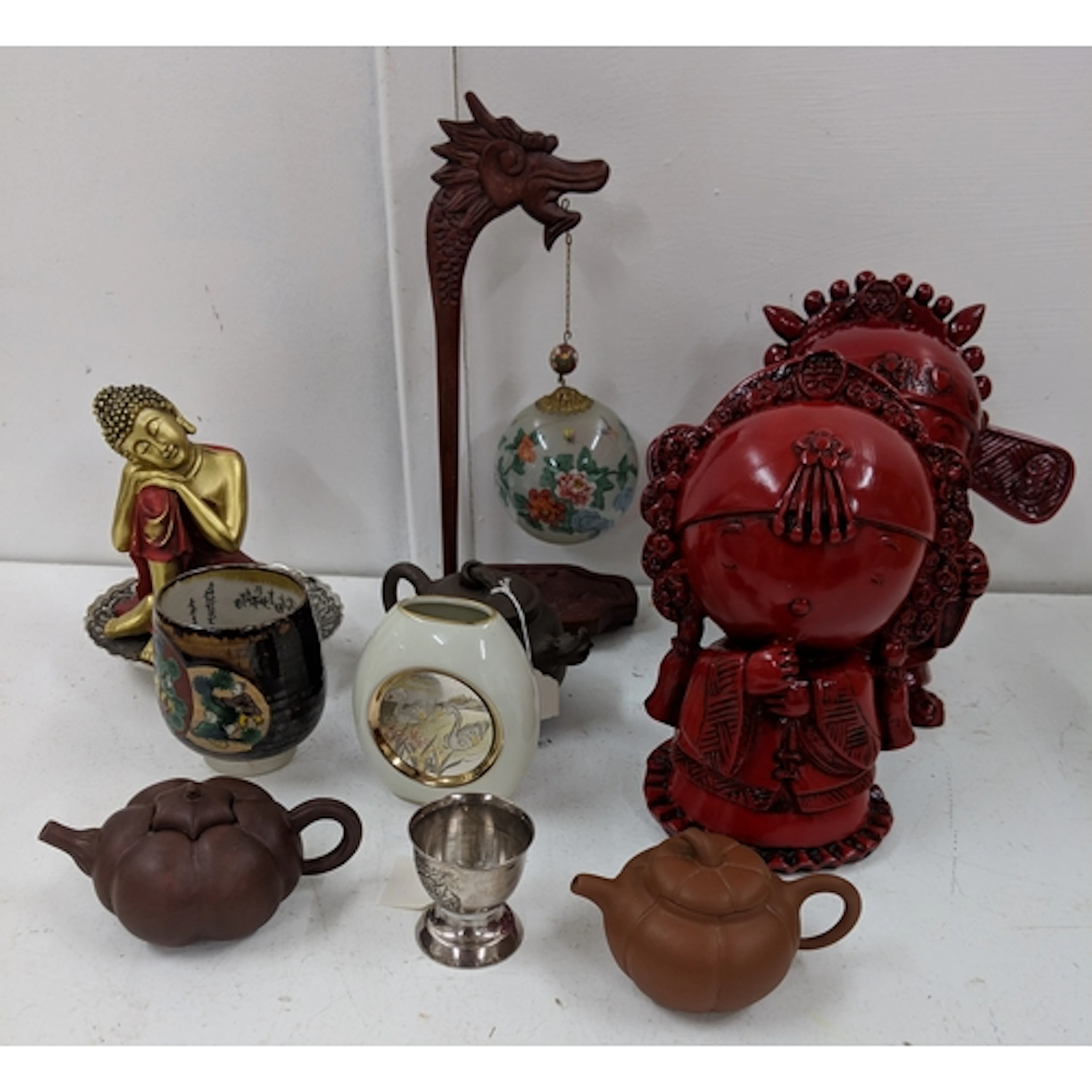 Chinese and Oriental collectables to include a seated Buddha...
