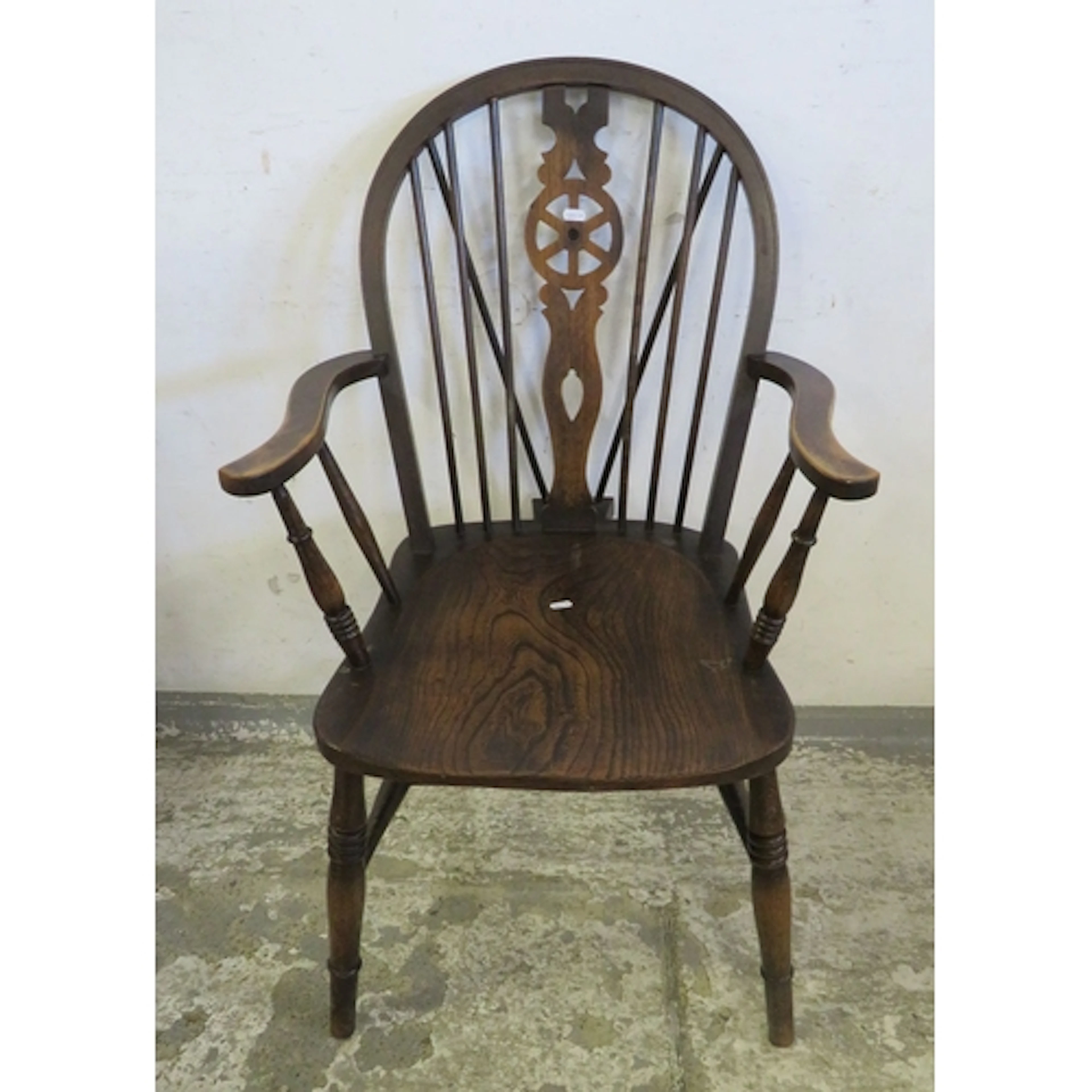 Antique Oak Wheel Backed Carver Chair (A12)