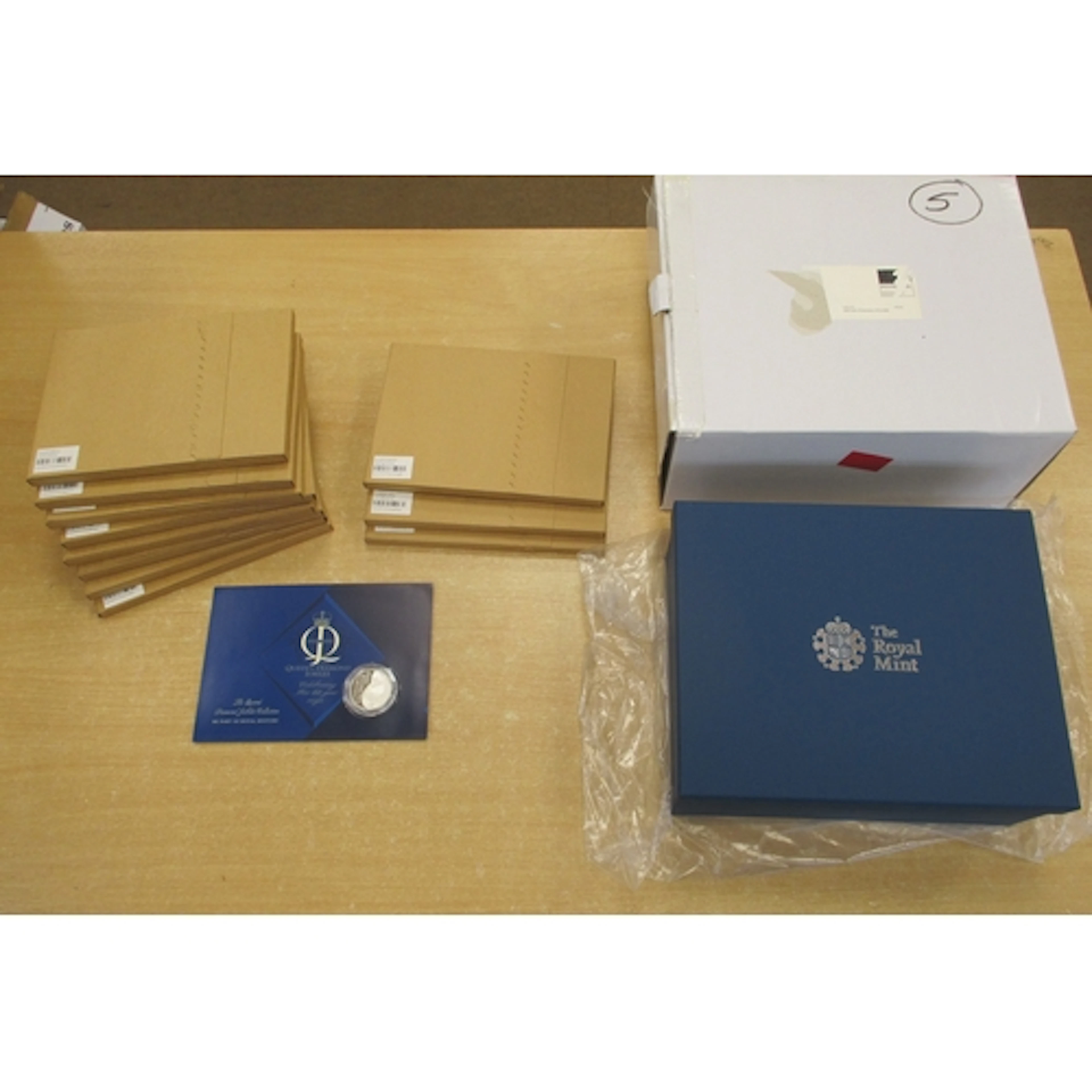 2013 Diamond Jubilee collection of world crown size silver p...