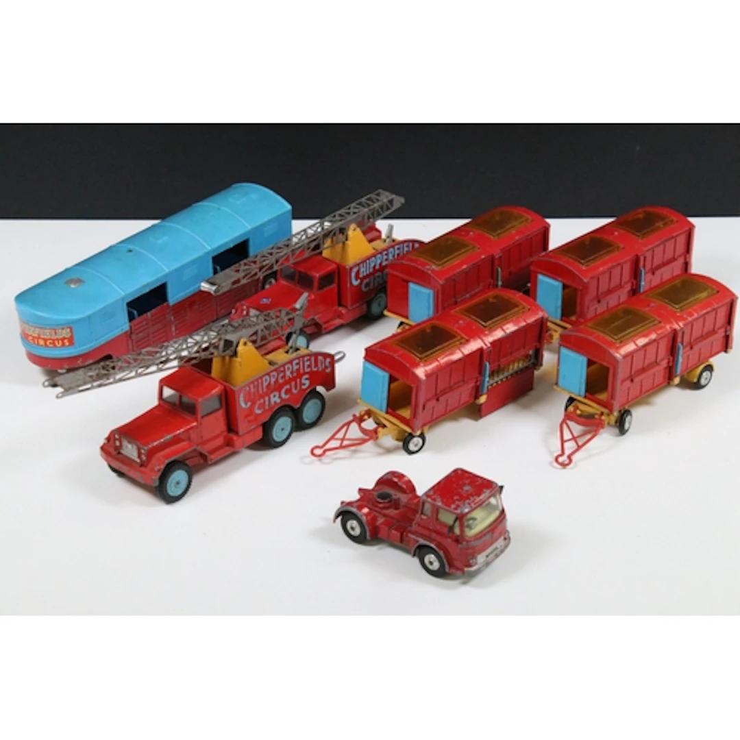 Seven Corgi Chipperfields Circus play worn diecast models to...