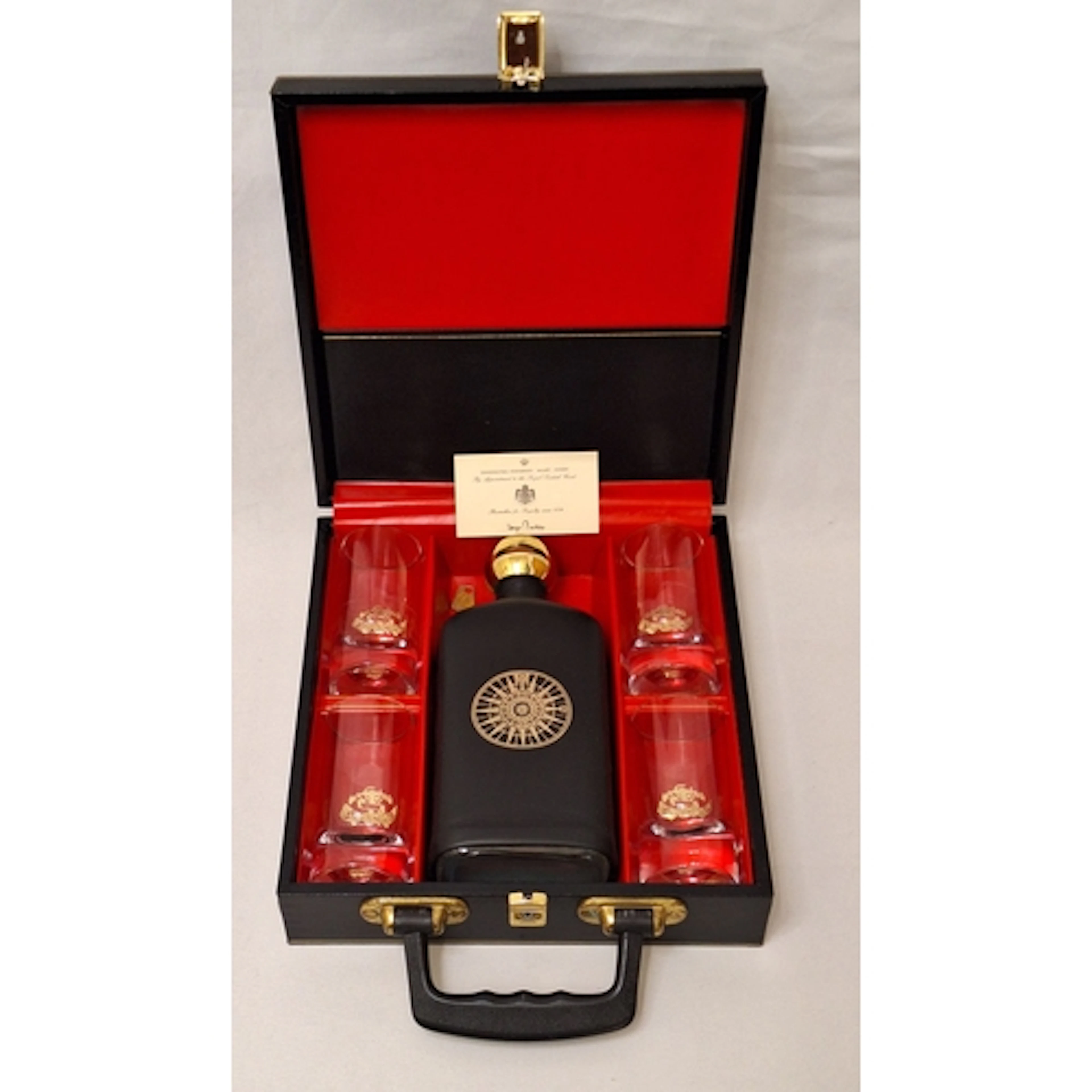 Vintage Cased Swedish Aqua Vitae Set incl. decanter & 4 glas...