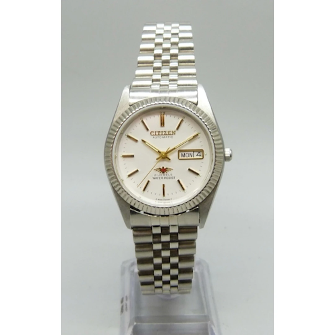 A Citizen automatic wristwatch with day/date aperture, Briti...