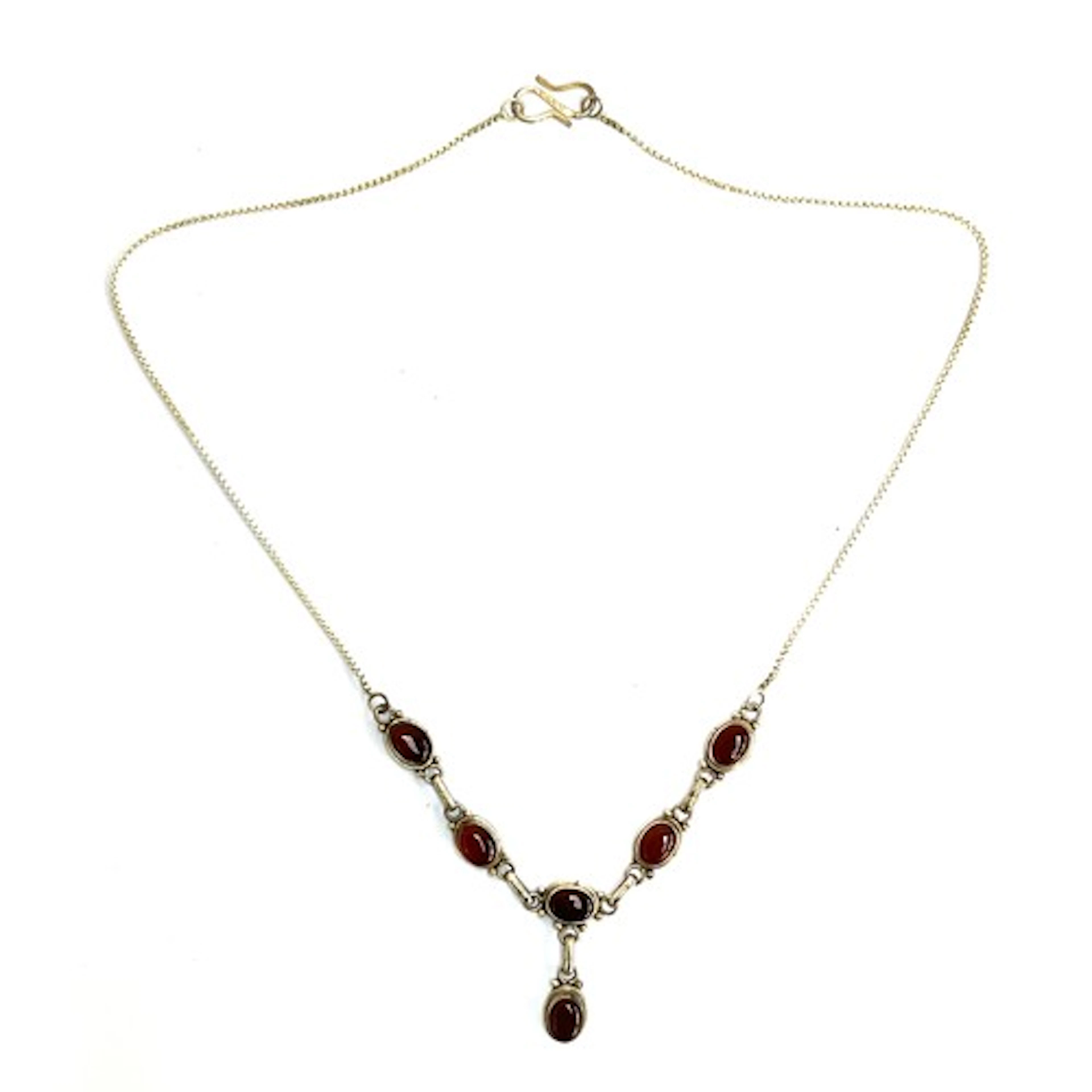 A 925 silver and carnelian necklace fastening with an S hook...
