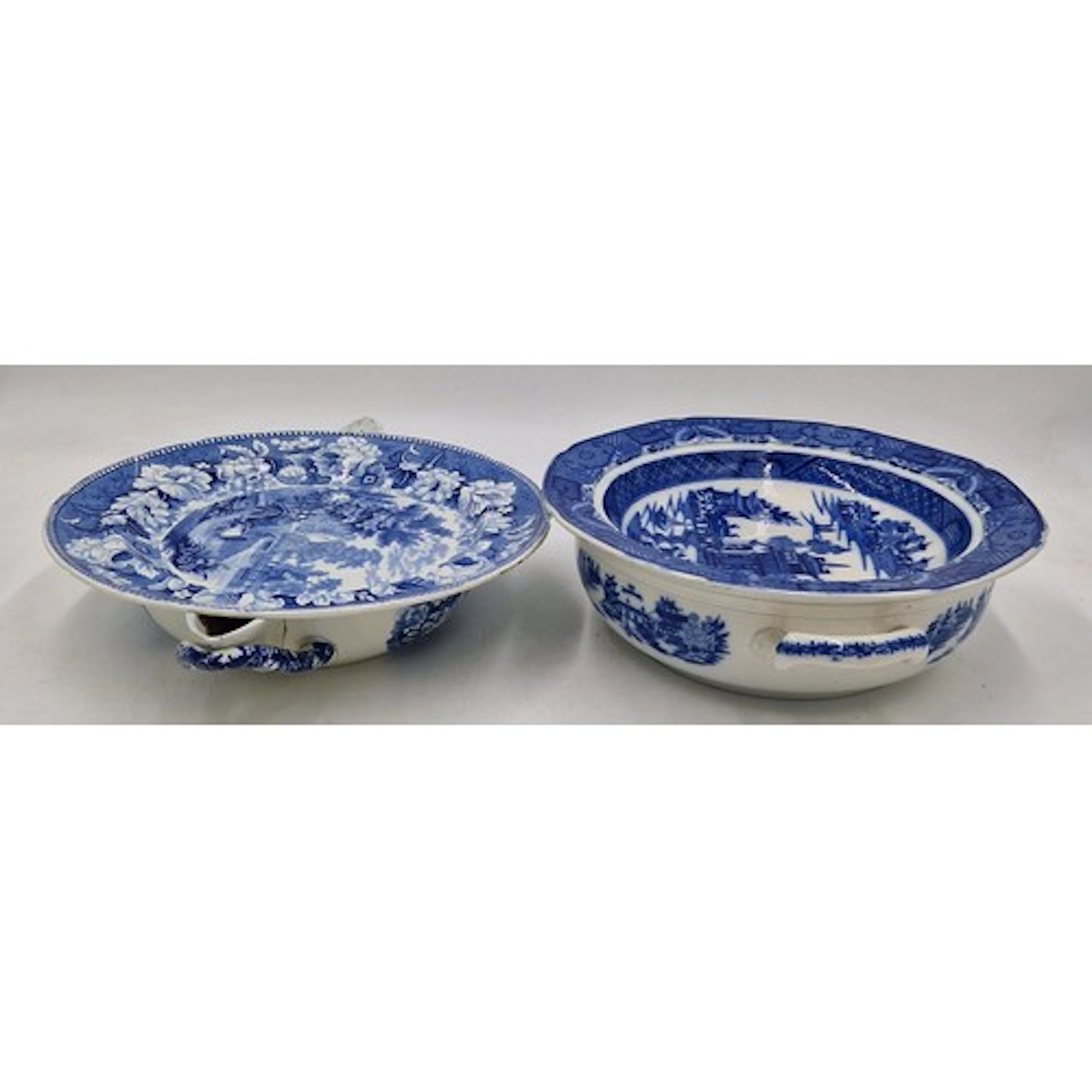 Two early 19th century blue and white transfer printed Swans...