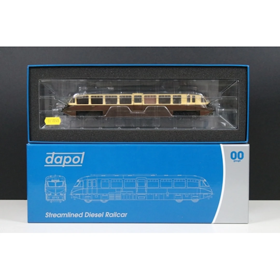 Boxed Dapol OO gauge 4D-011-002 Streamlined Railcar W10 BR L...