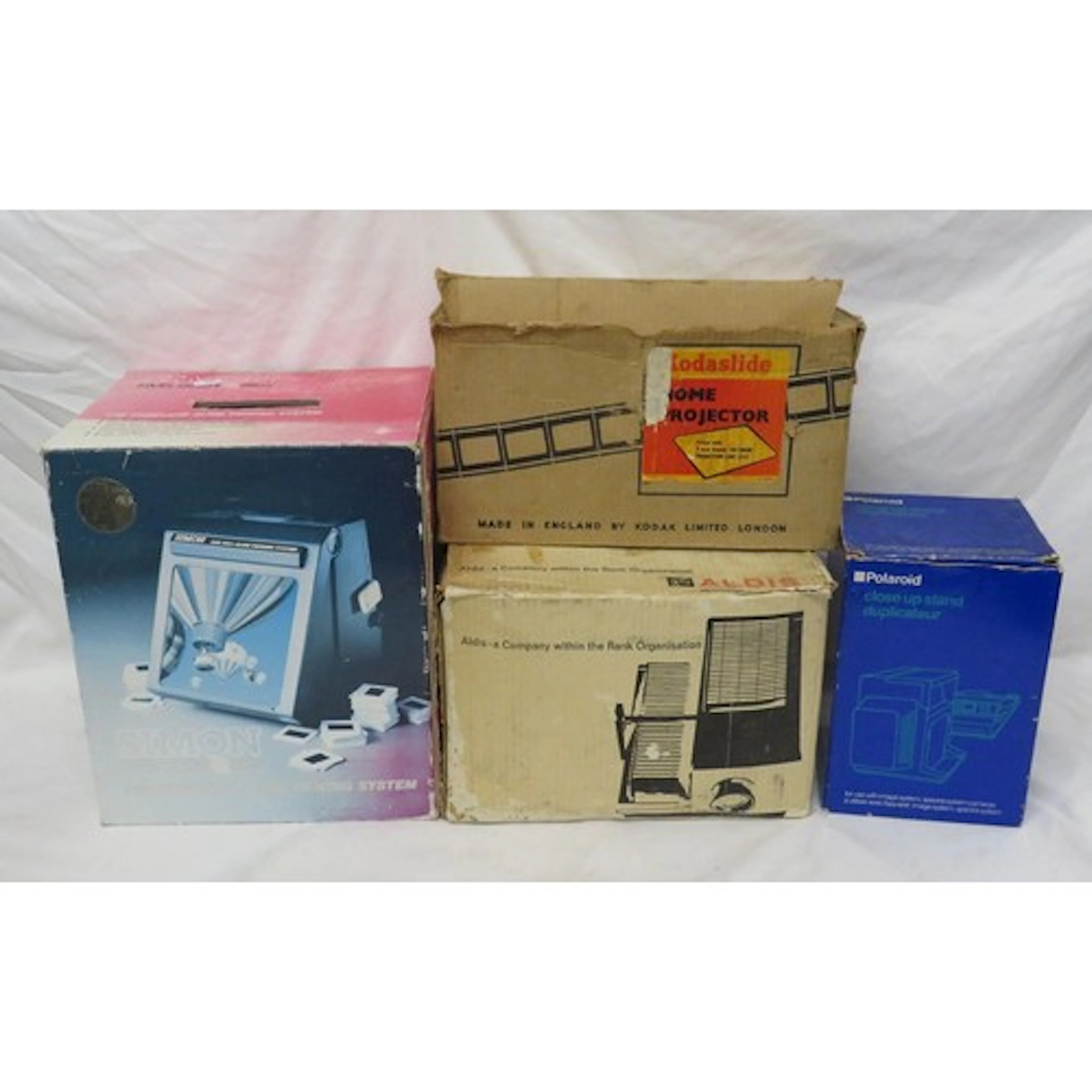 Vintage Camera Equipment incl. Polaroid close up stand dupli...
