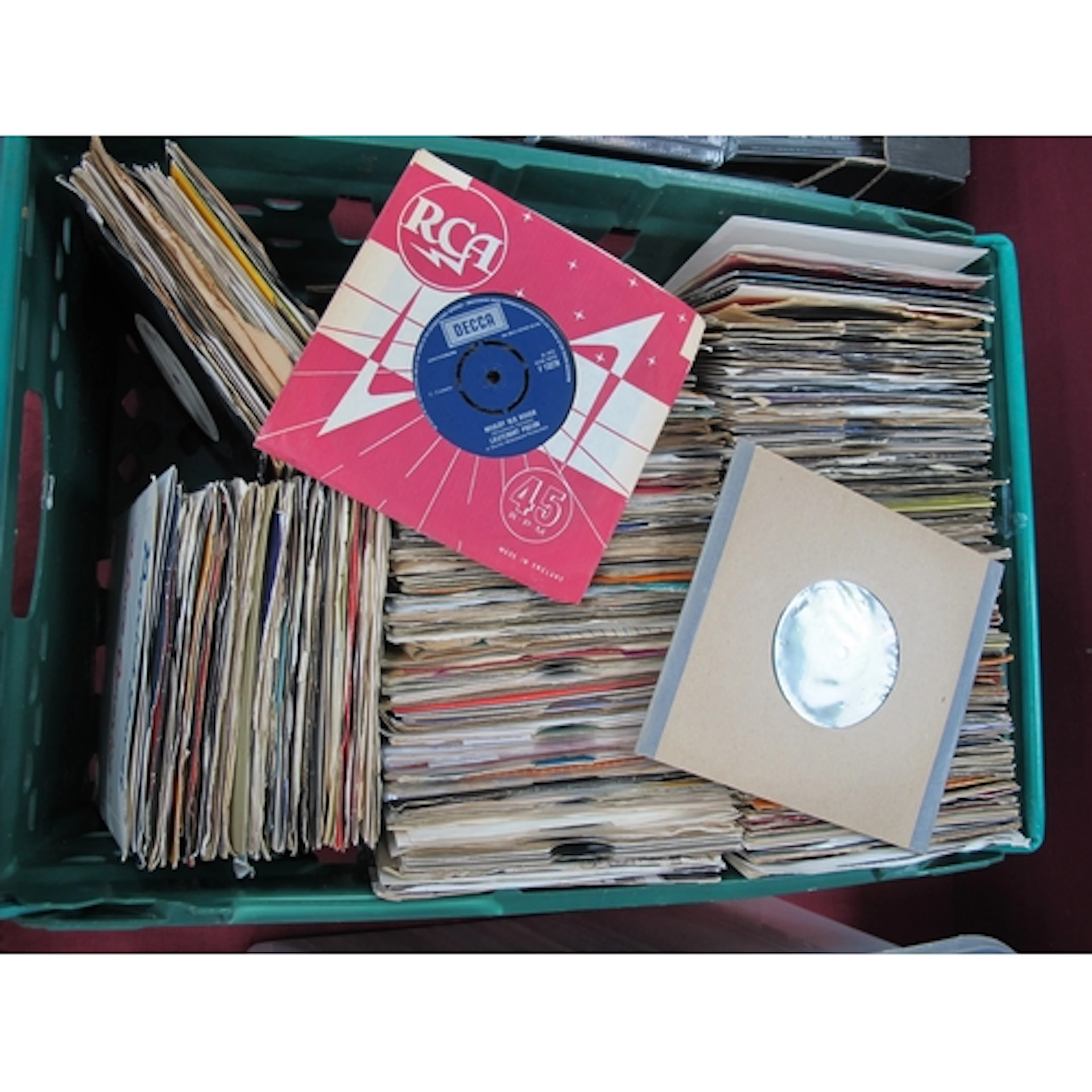 A Collection of Approximately 200 7" Vinyl Singles, rock, po...