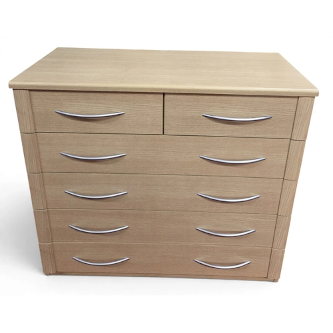 A modern Chest of Drawers. 96 x 42 x H 88 cm approx.