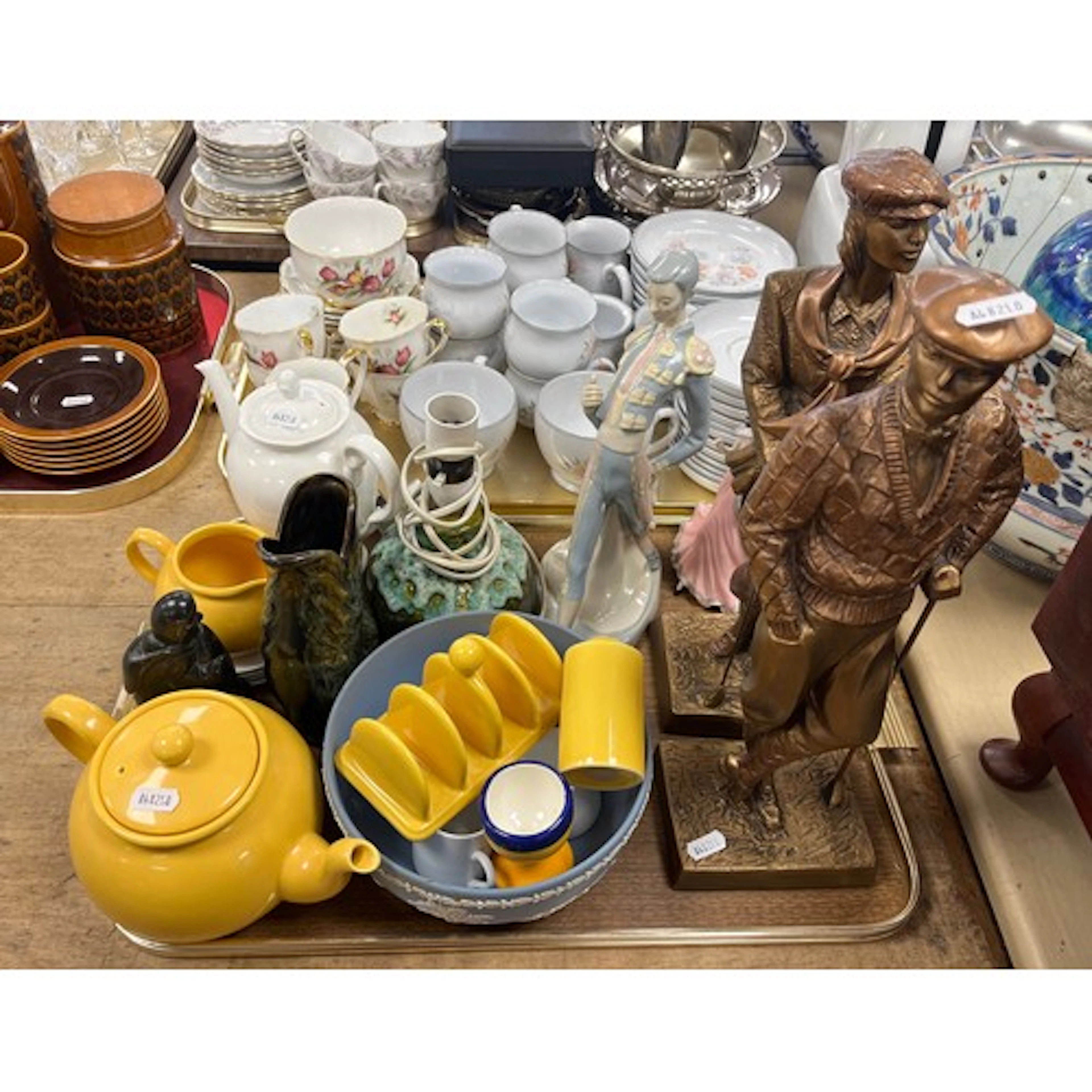 Collection of ceramics to include Jasper ware bowl, Spanish ...