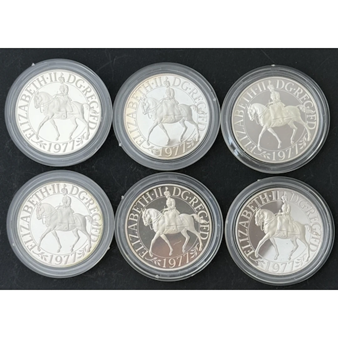 A group of six QEII Silver Proof 1977 Crowns, total weight 1...