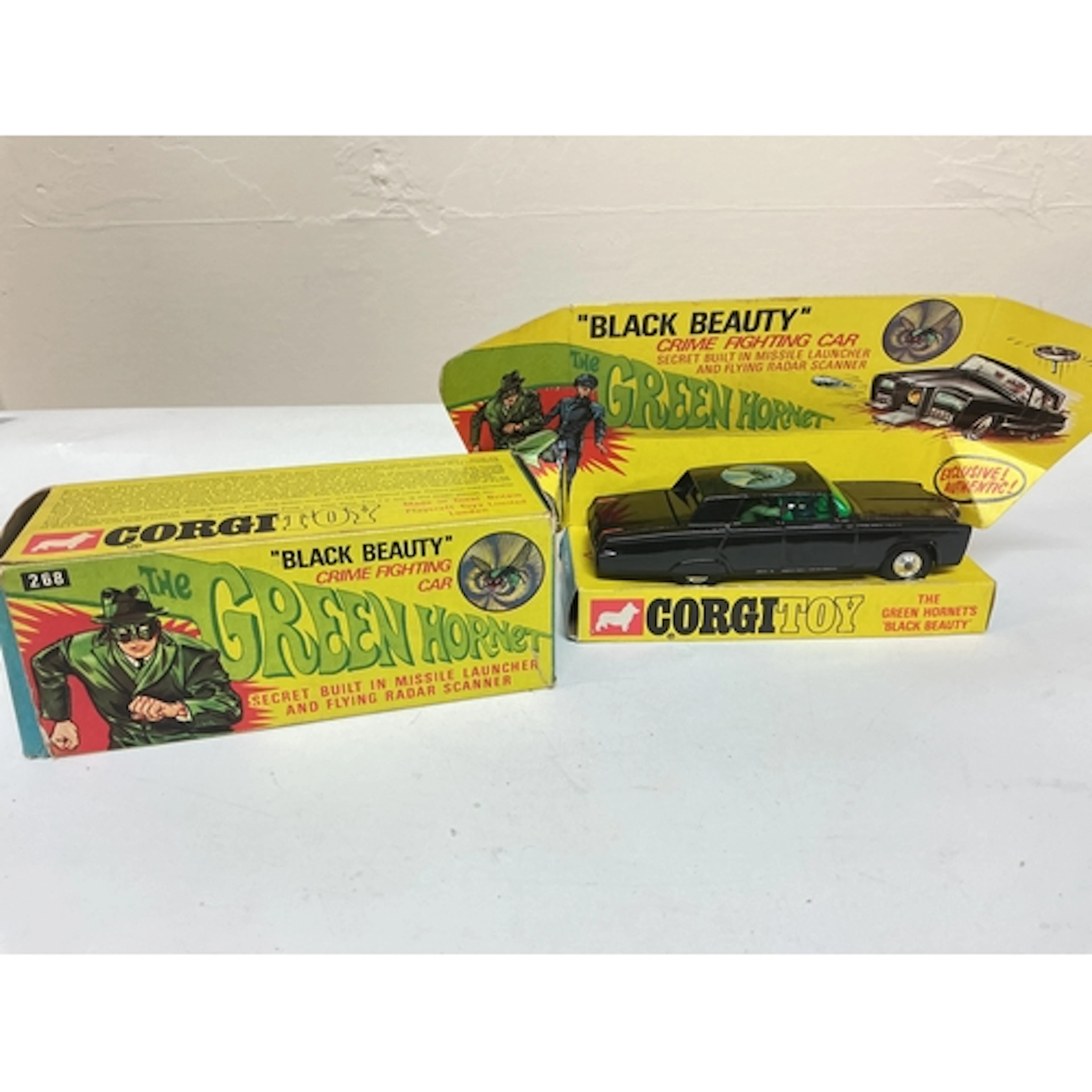 A Boxed Corgi The Green Hornets Black Beauty #268. No Reserv...